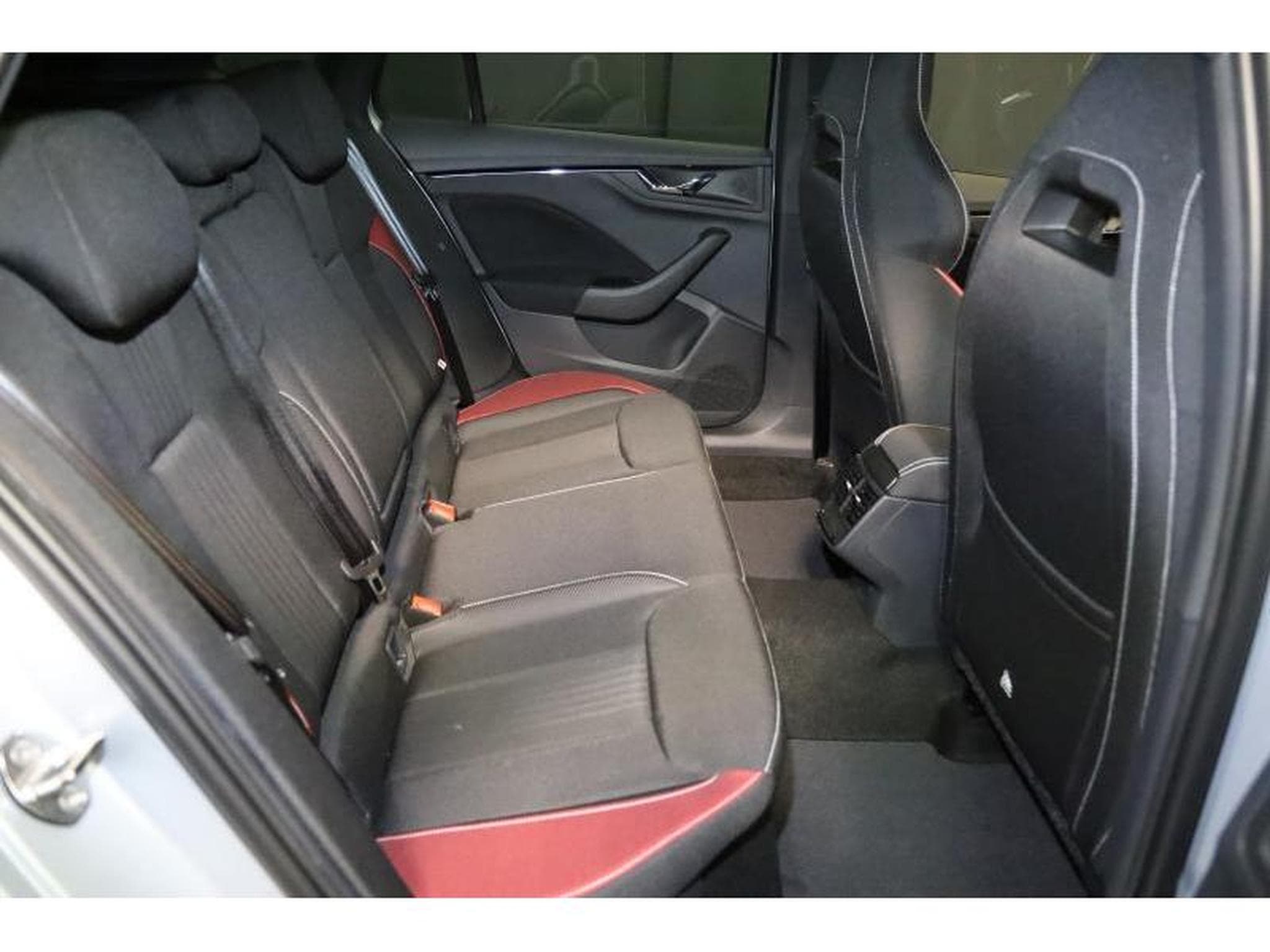 Skoda Kamiq Monte Carlo (2023) - Photo 12