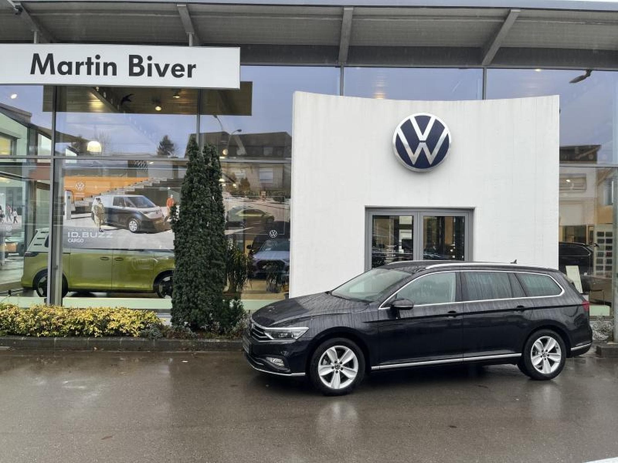 VW Passat Elegance (2023) - Photo 1