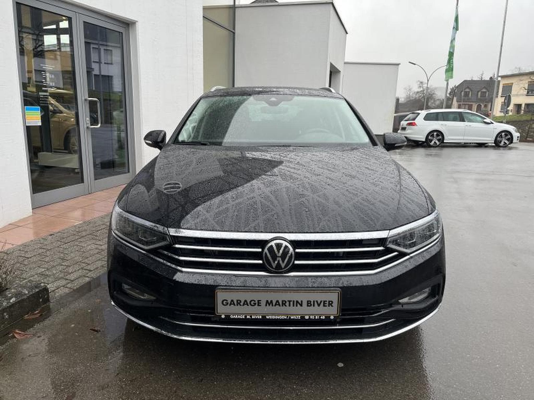 VW Passat Elegance (2023) - Photo 3