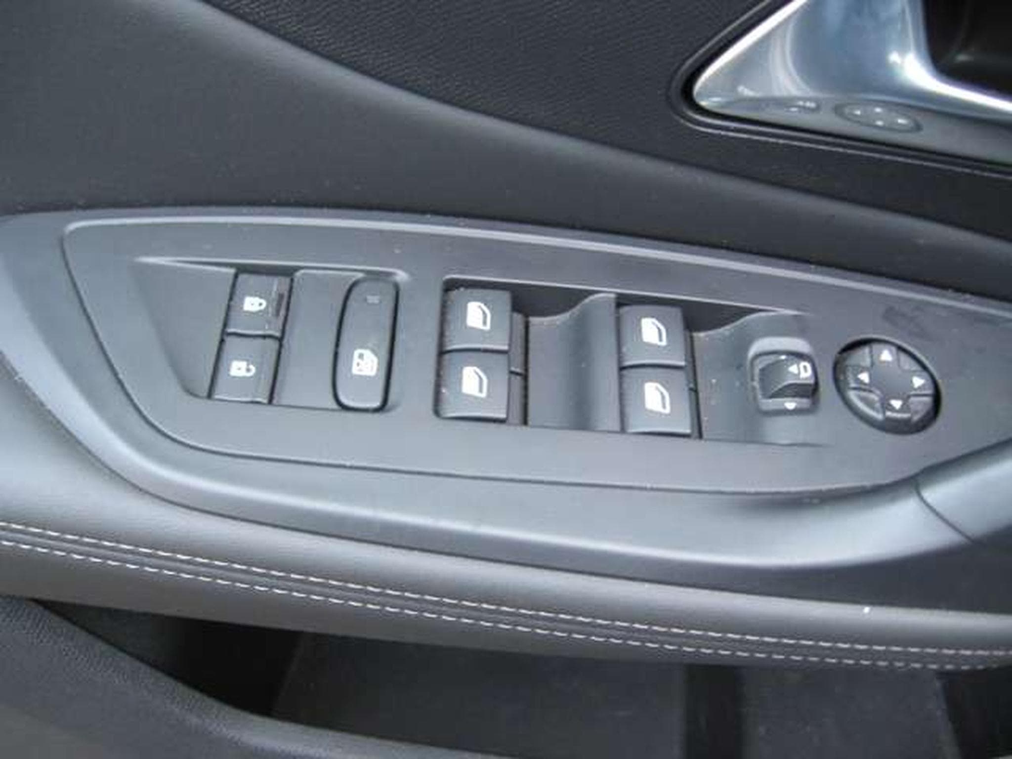 Peugeot 308 1.5 BlueHDi Allure Pack S (2022) - Foto 13