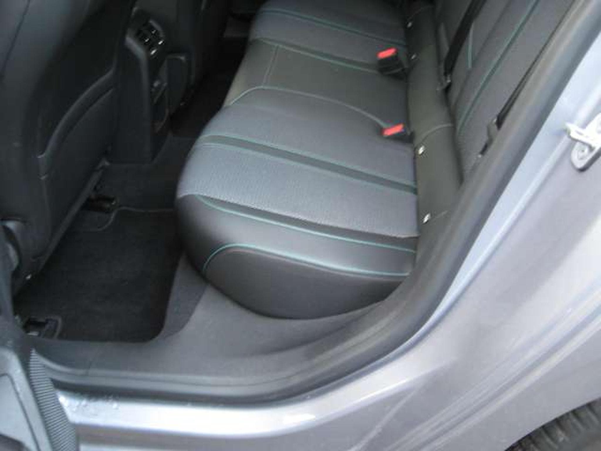 Peugeot 308 1.5 BlueHDi Allure Pack S (2022) - Foto 7