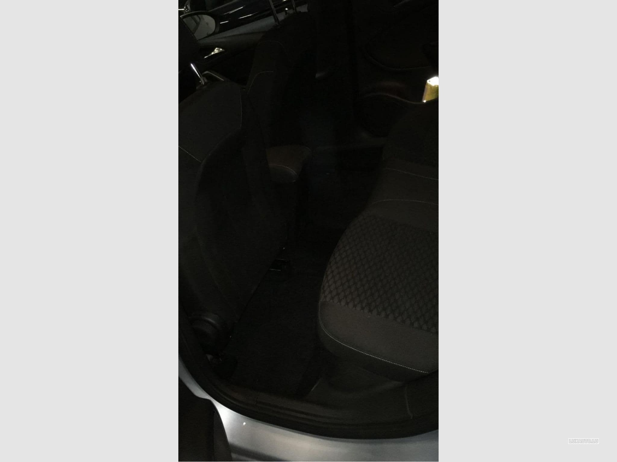 Opel Astra (2018) - Foto 7