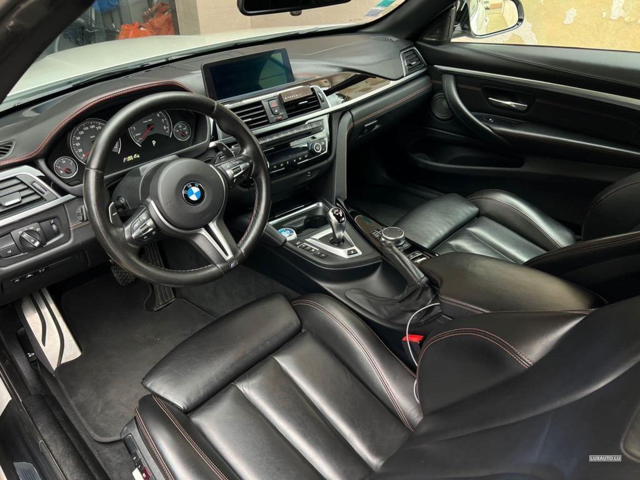 BMW M4 COMPETITION (2018) - Photo 3