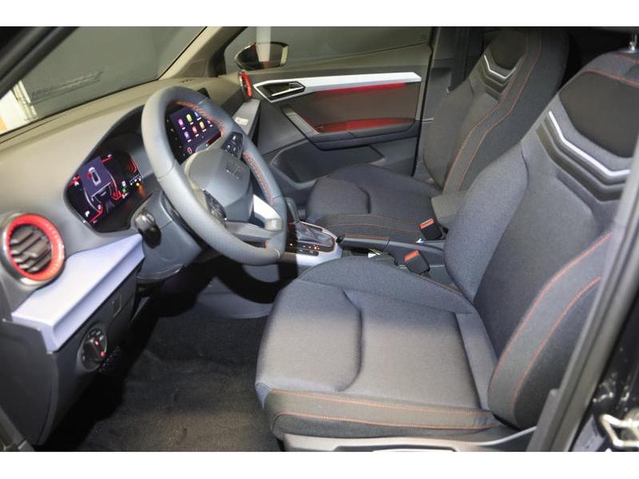 Seat Arona FR (2023) - Photo 10