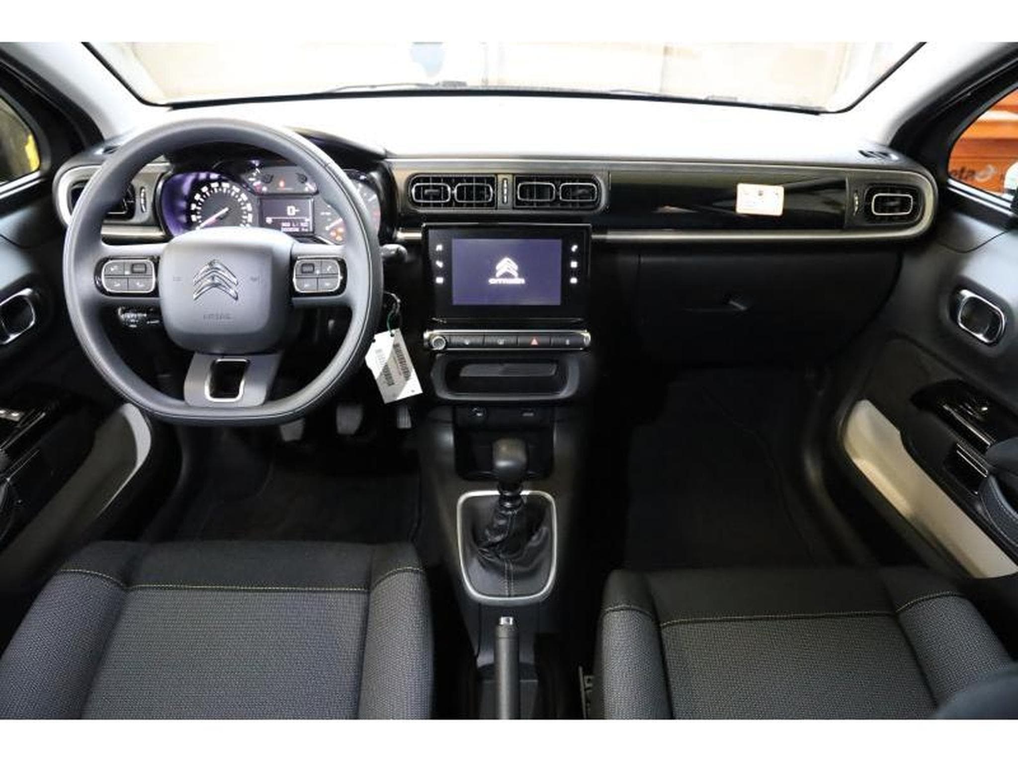 Citroen C3 Shine (2023) - Photo 2