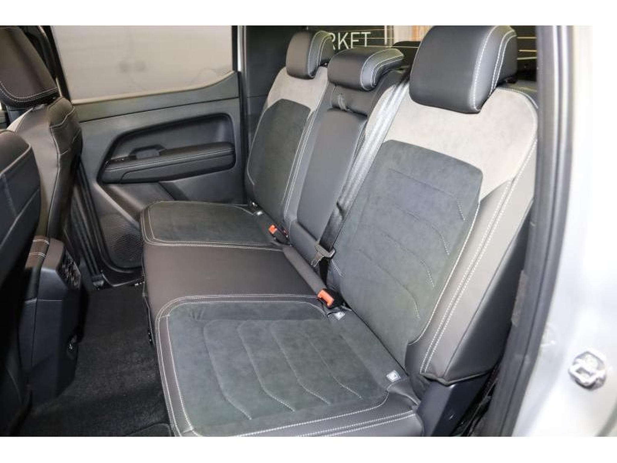 VW Amarok Style (2023) - Photo 13