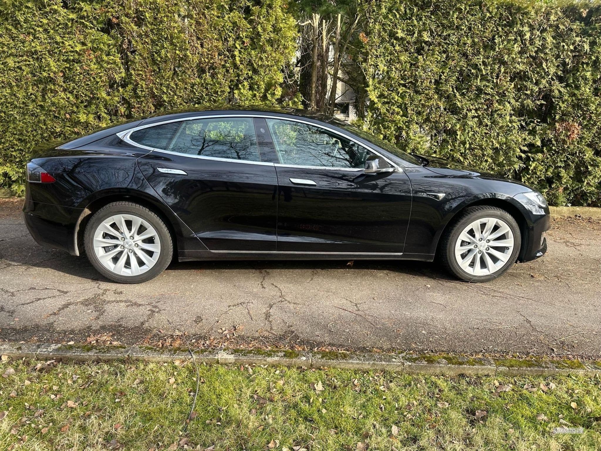 Tesla Model S Panorama, 525 HP 75 D. 4 Wheel. (2017) - Foto 3
