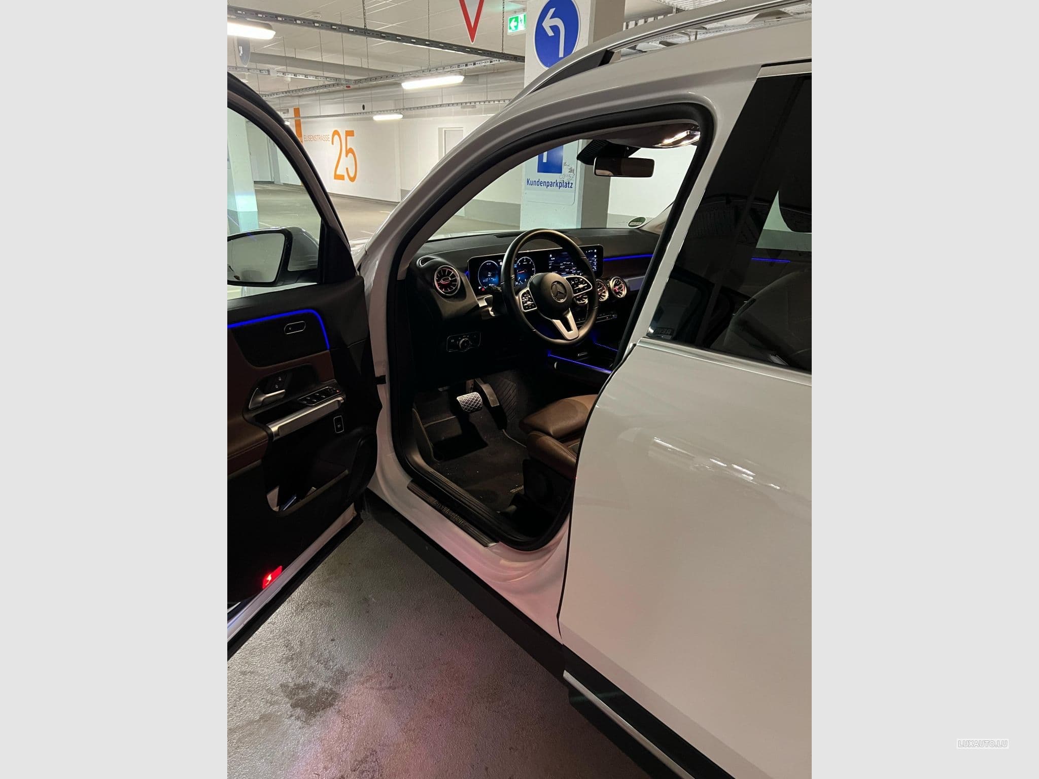 Mercedes GLB 200 (2020) - Photo 14