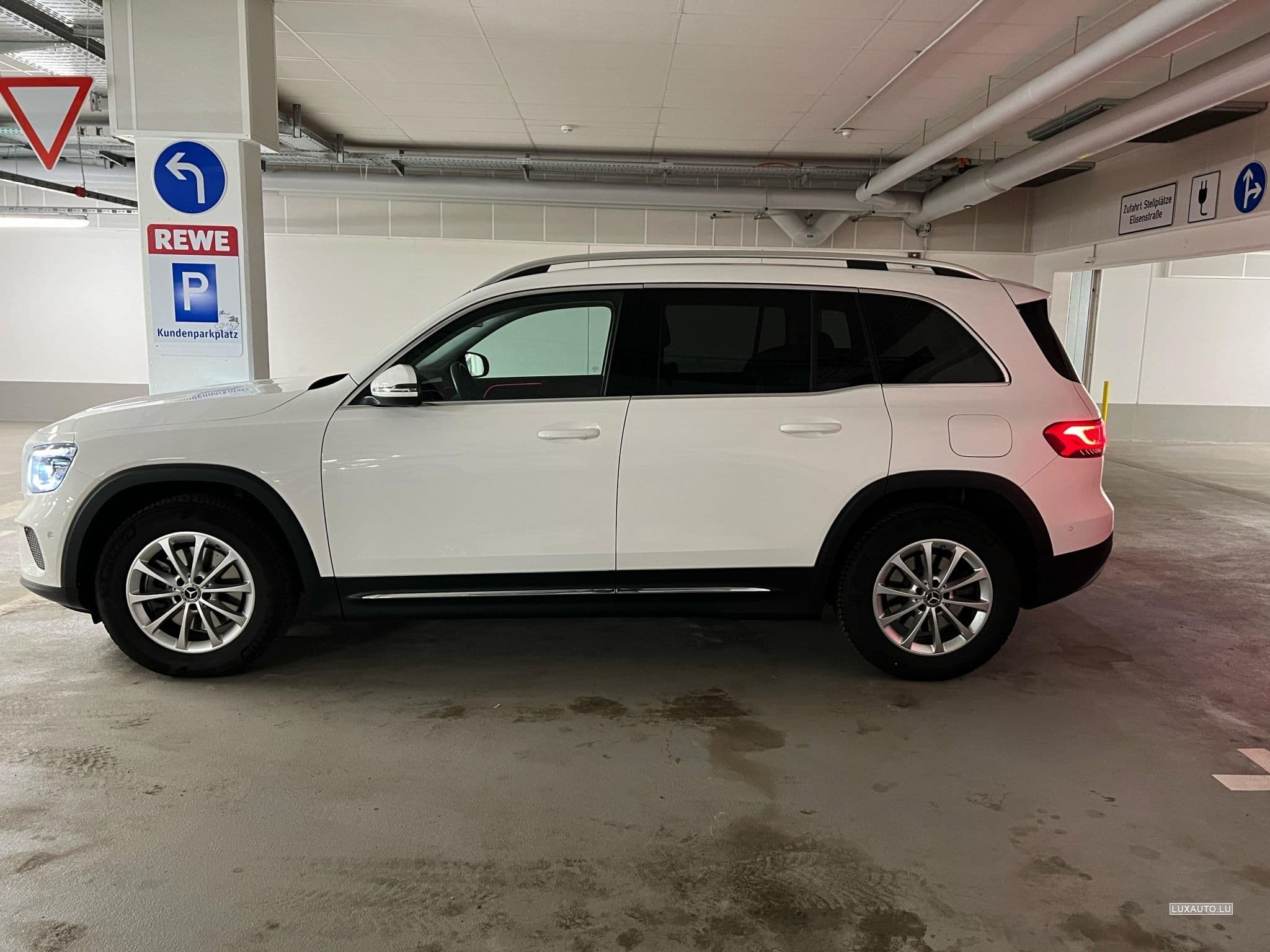 Mercedes GLB 200 (2020) - Photo 8