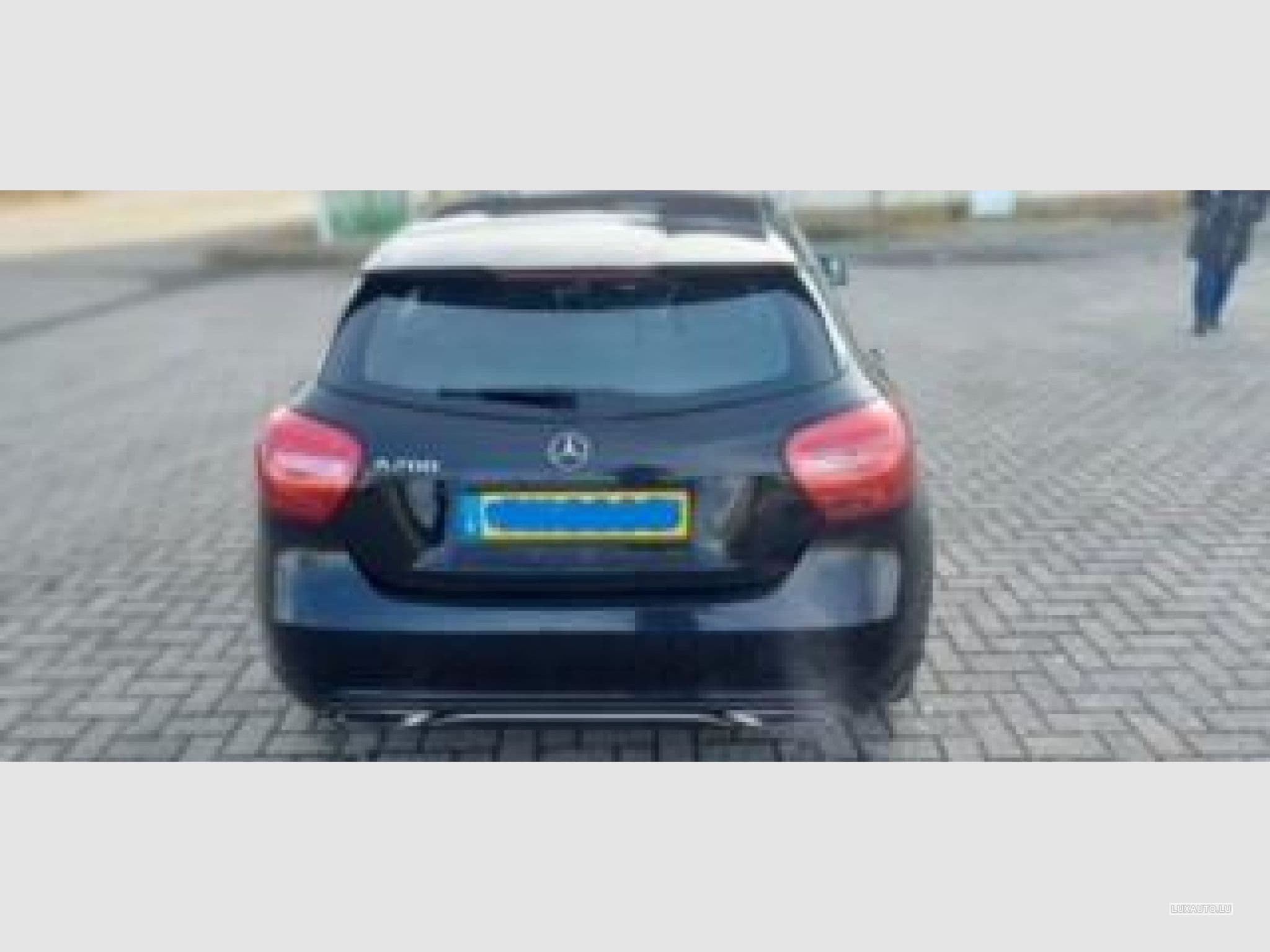 Mercedes A 200 (2016) - Foto 2