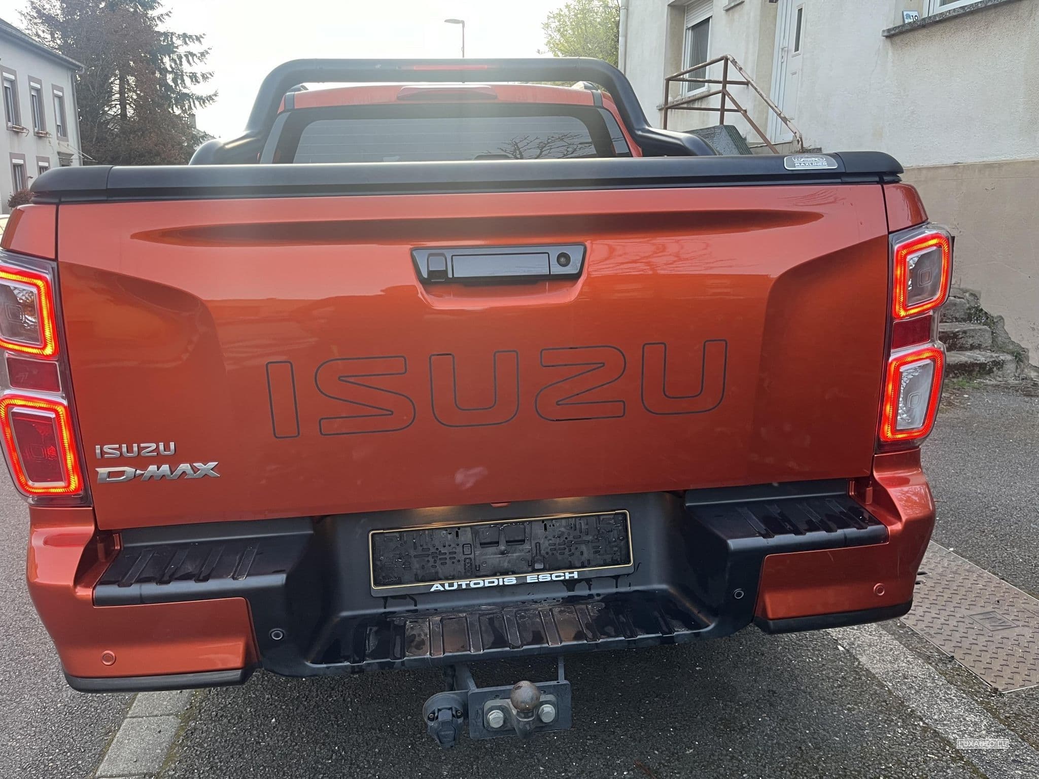 Isuzu D-Max V-CROSS (2021) - Photo 4