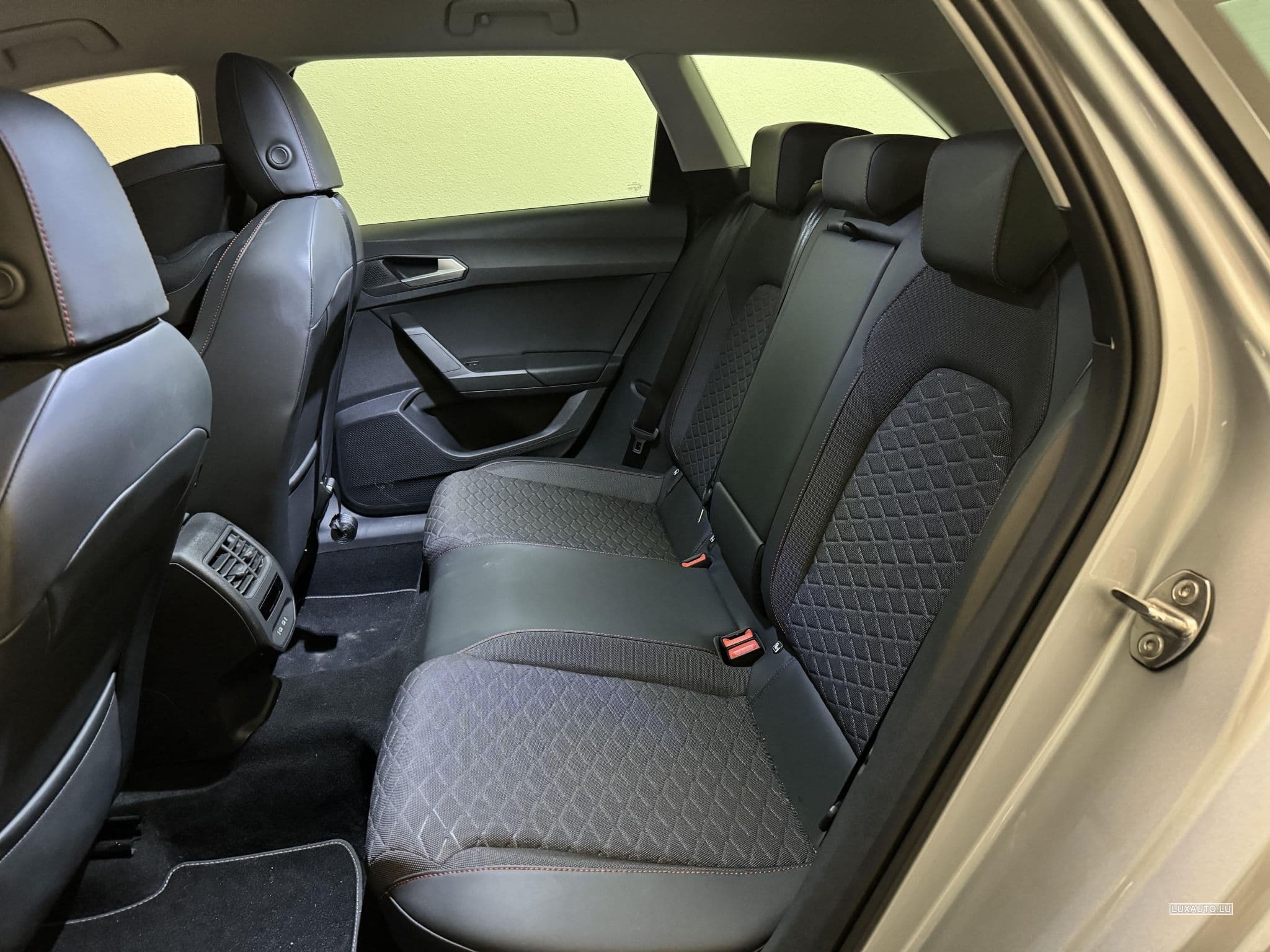 Seat Leon FR SP 1.5 TSI (2022) - Foto 7