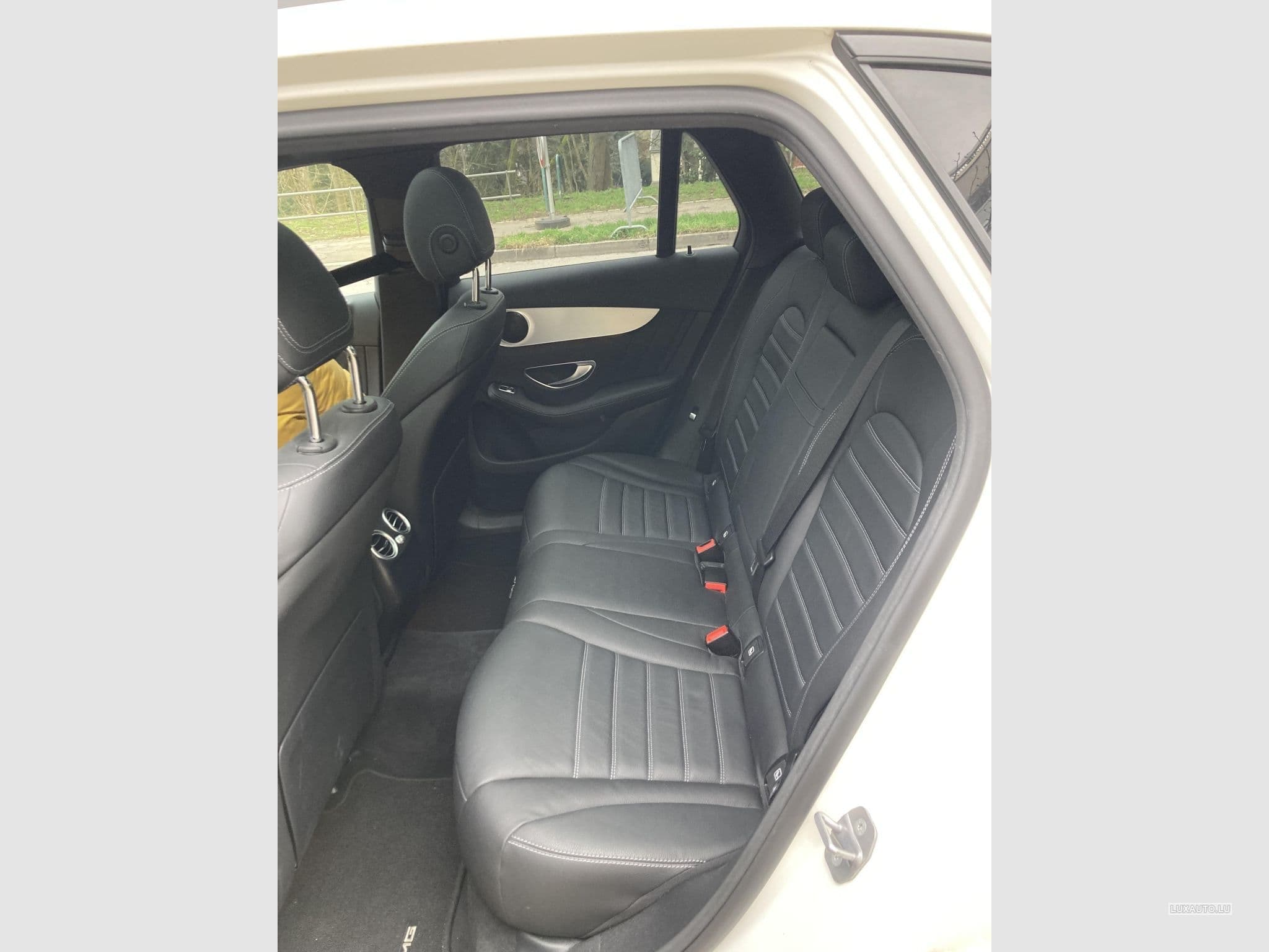 Mercedes GLC 250 (2018) - Photo 2