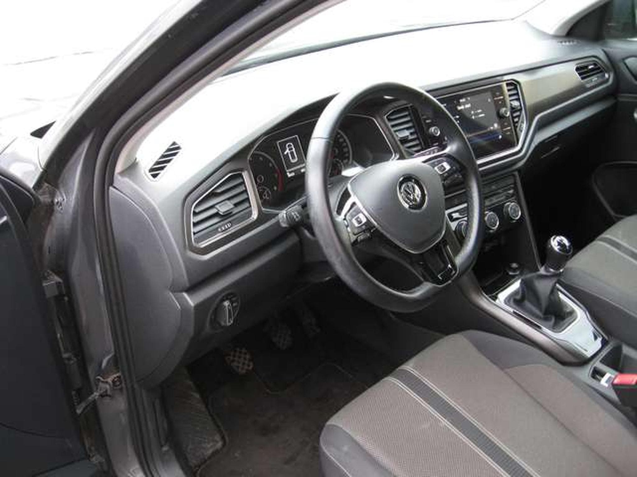 VW T-Roc 1.0 TSI Style (2019) - Foto 6