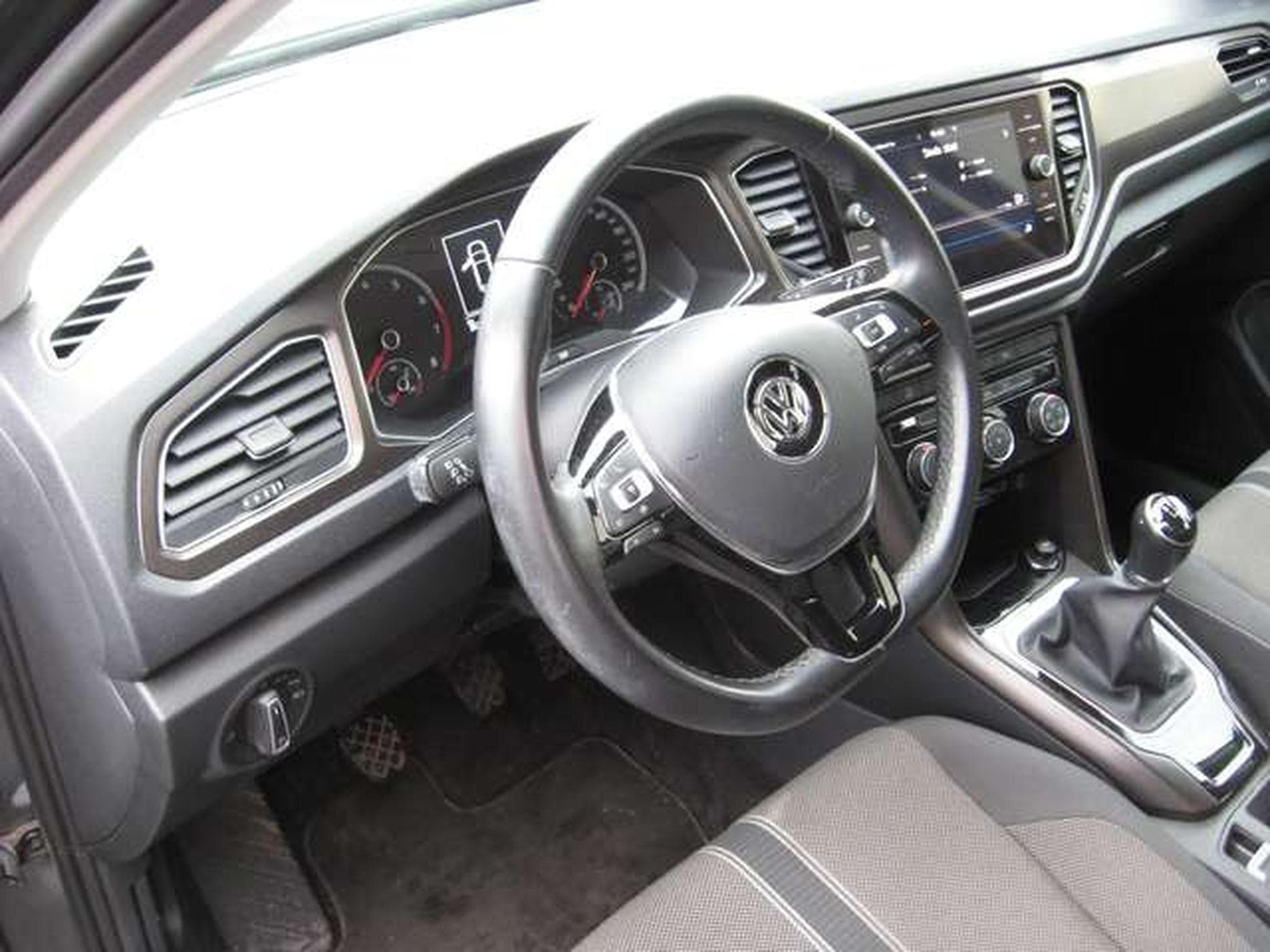 VW T-Roc 1.0 TSI Style (2019) - Foto 9