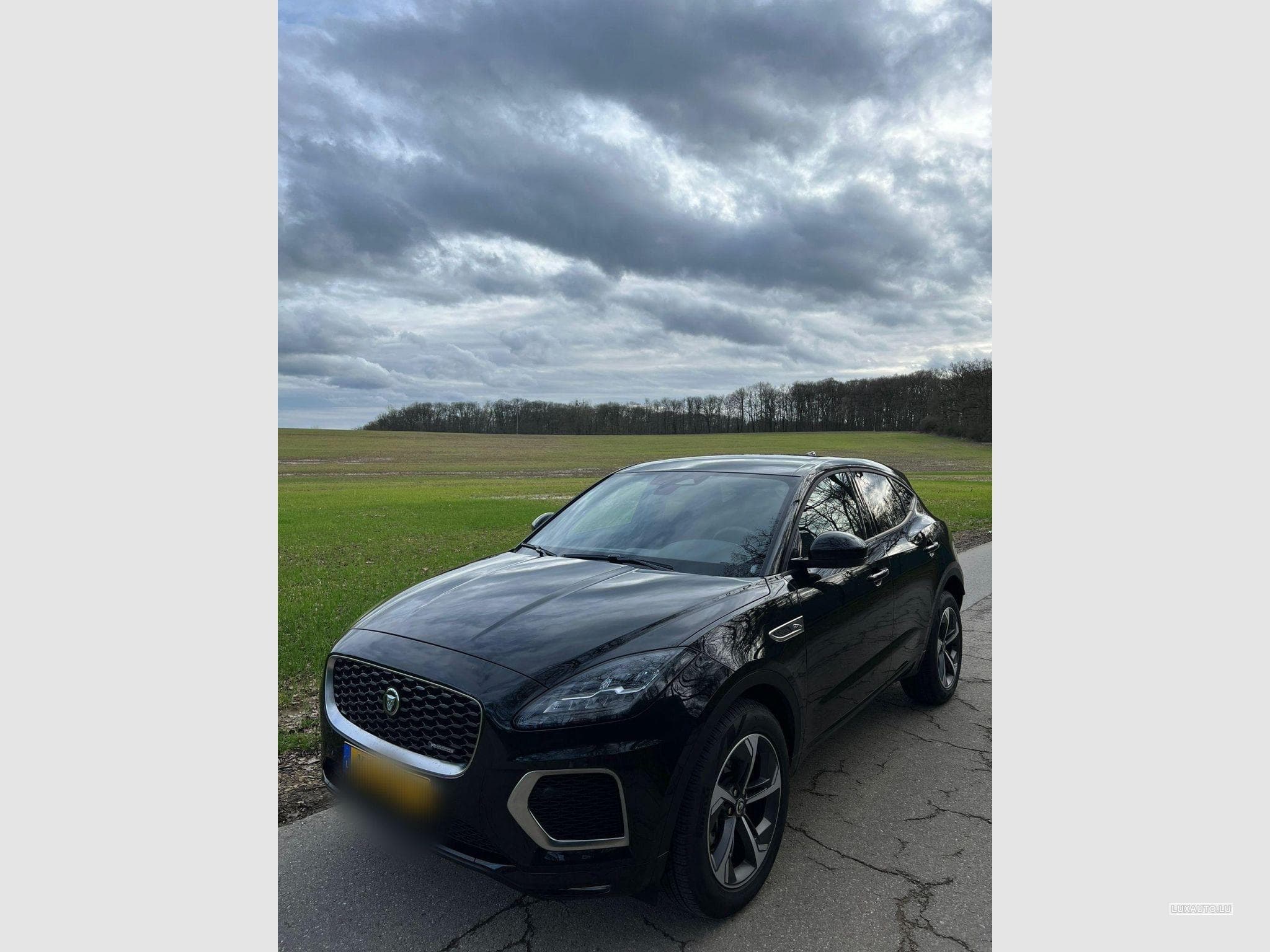 Jaguar E-Pace P160 R-Dynamic S FWD Auto (2023) - Photo 2