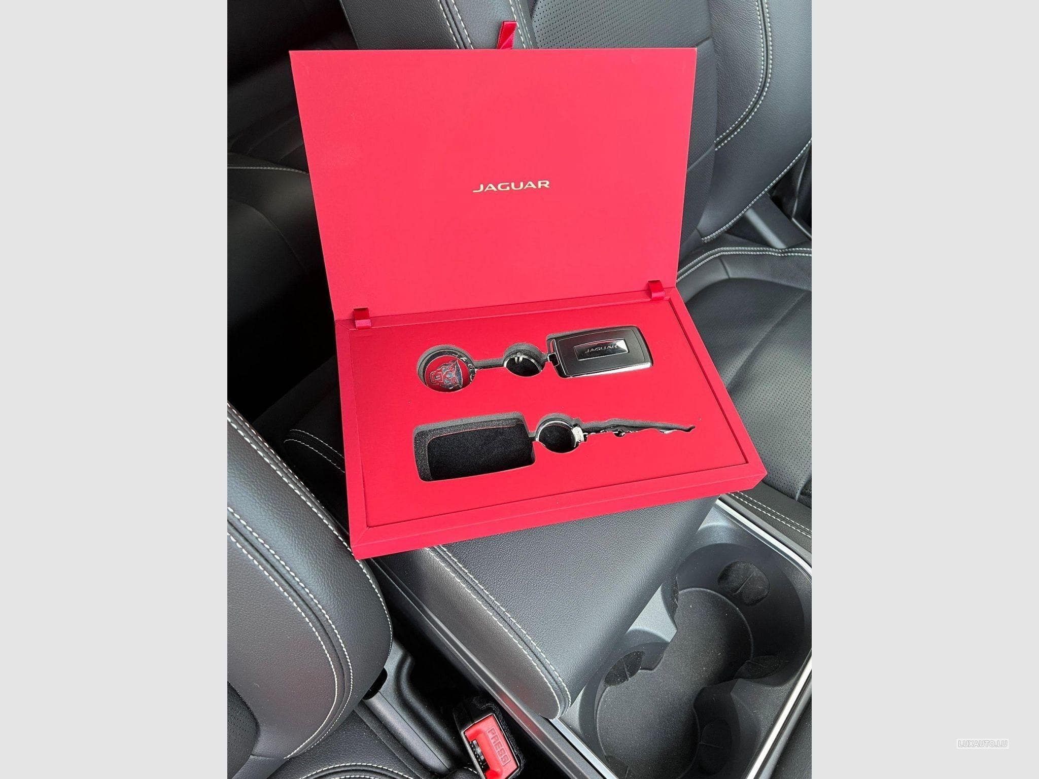 Jaguar E-Pace P160 R-Dynamic S FWD Auto (2023) - Photo 3