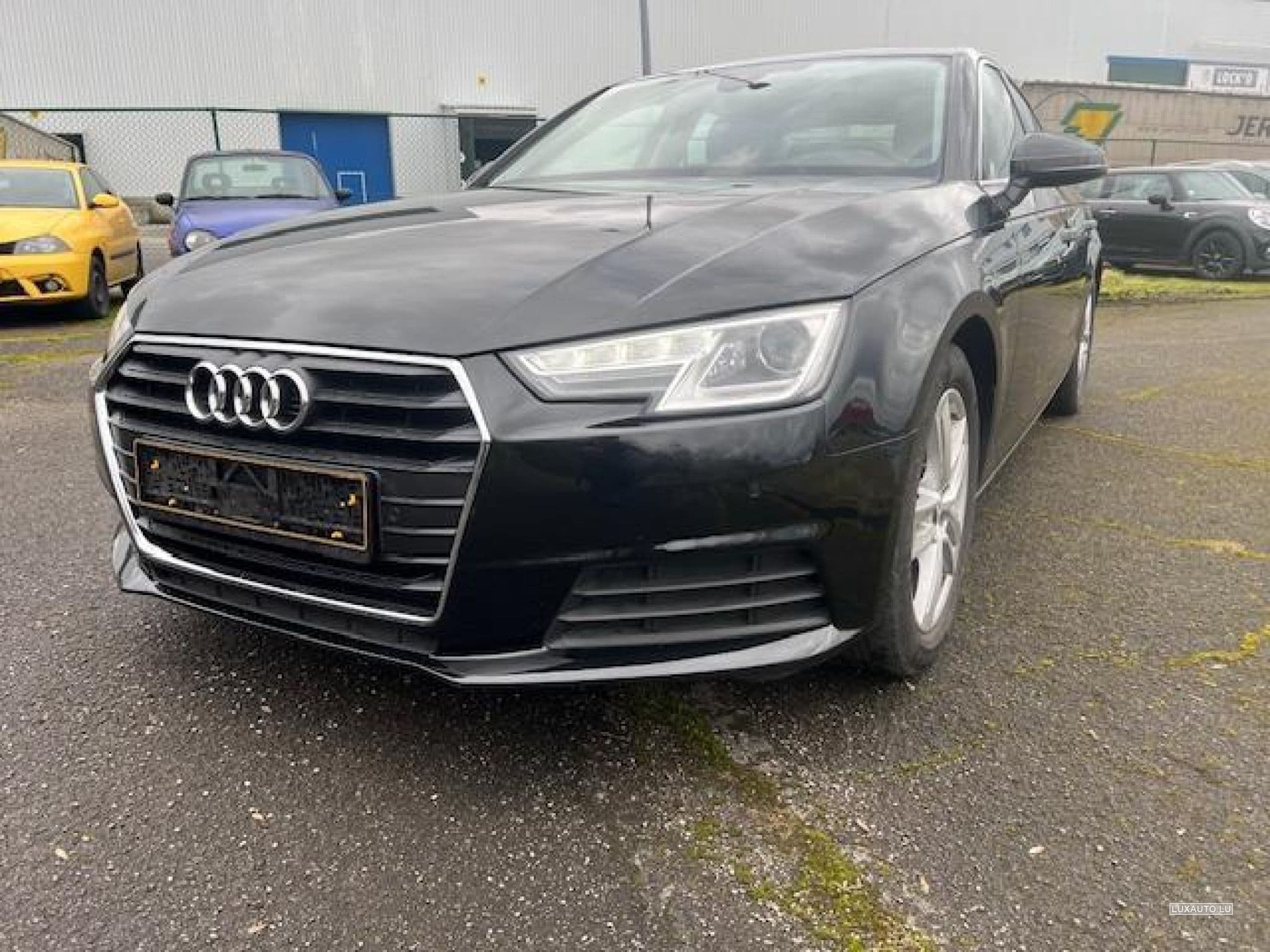 Audi A4 S-LINE (2017) - Photo 1