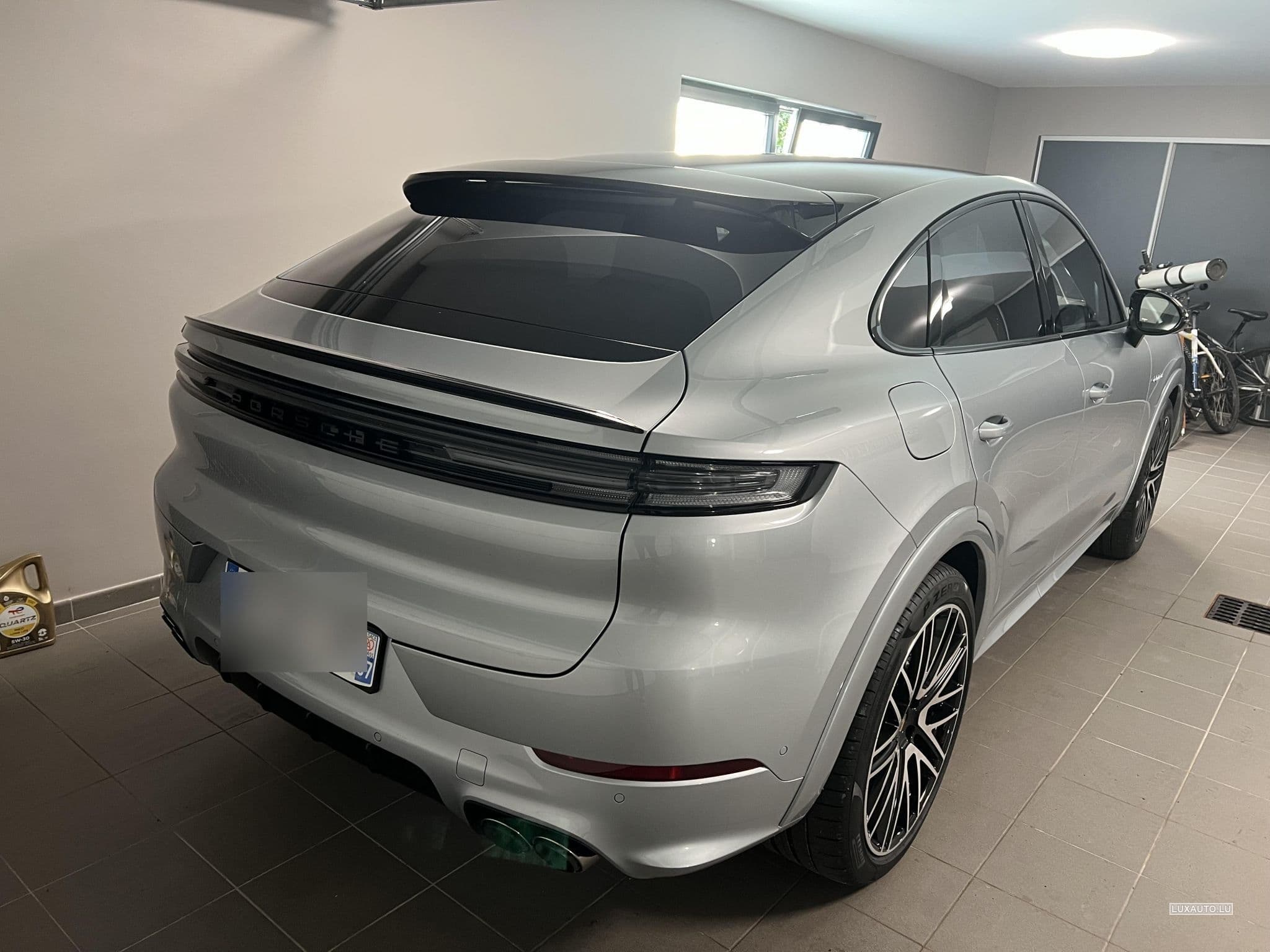Porsche Cayenne Coupé hybride (2023) - Photo 2