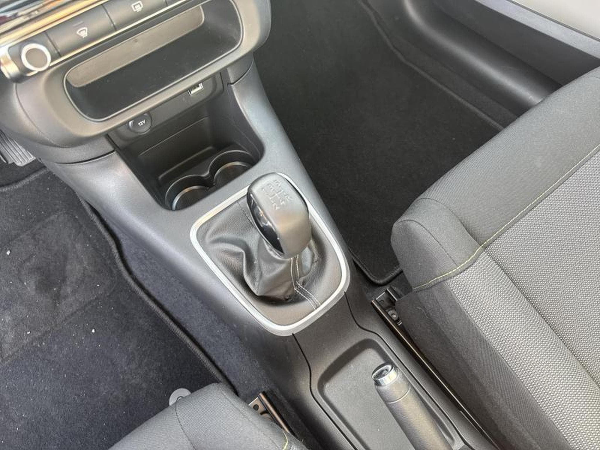 Citroen C3 C-Series (2023) - Photo 12