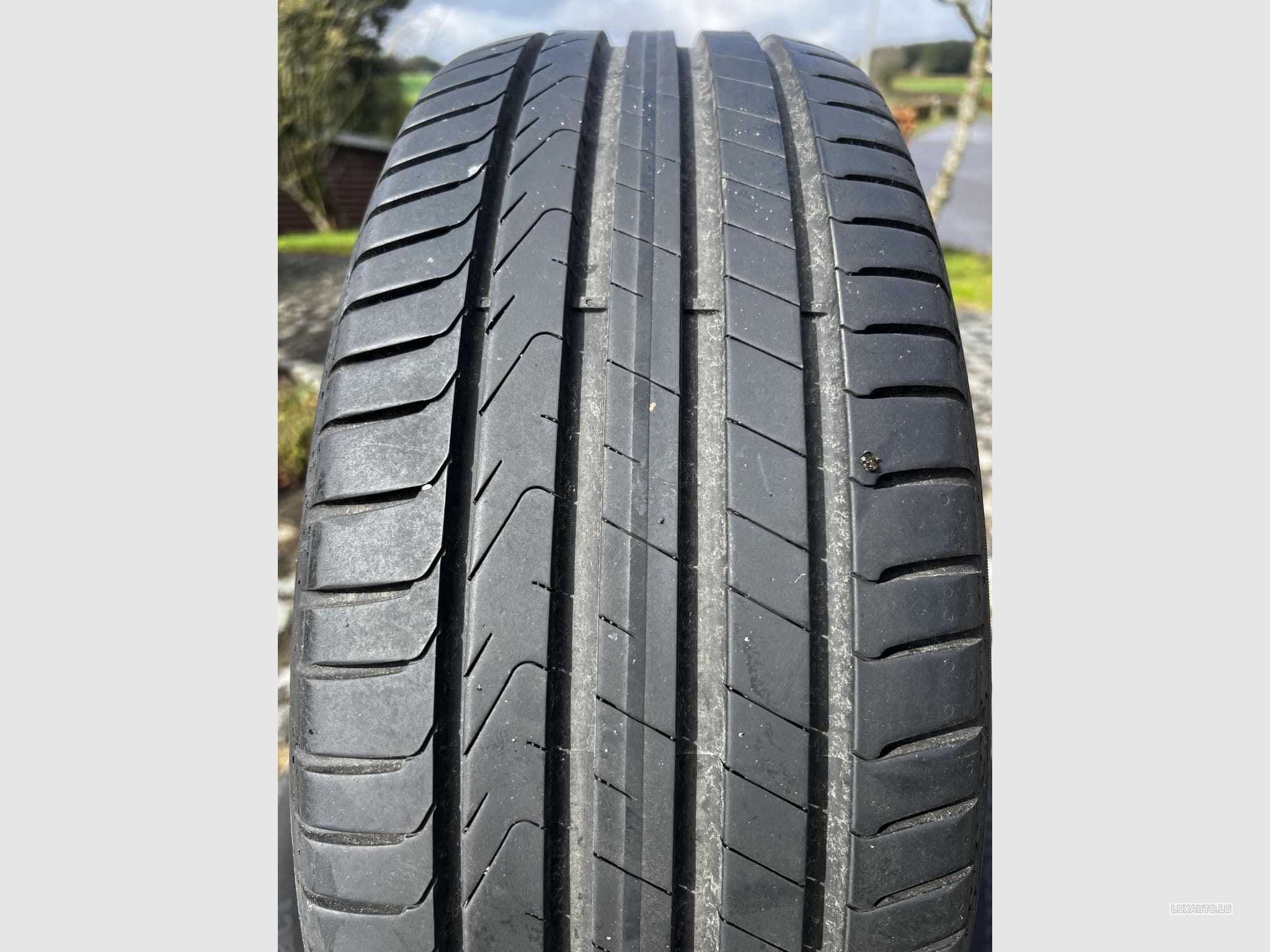 Pneus – 17" - 205/55R 95v - Foto 1