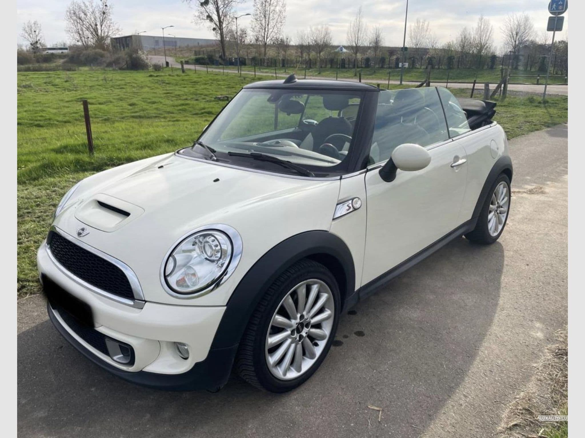 Mini Cooper Mini Cooper S Cabriolet (2012) - Photo 1