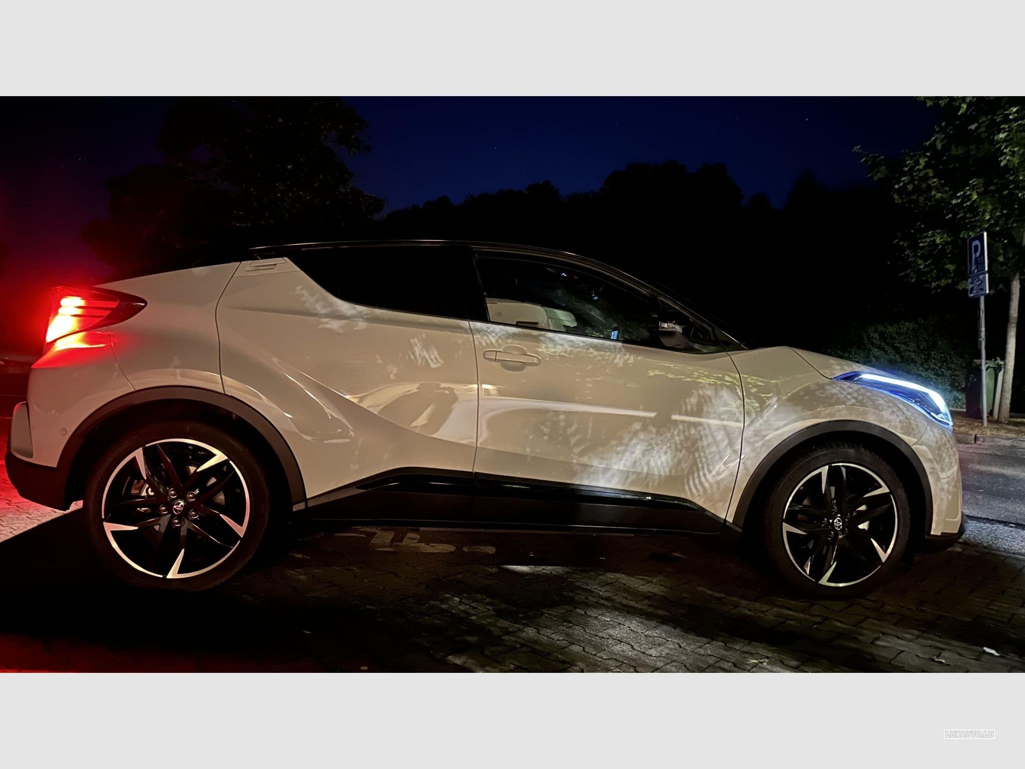 Toyota C-HR GR SPORT (2023) - Photo 3