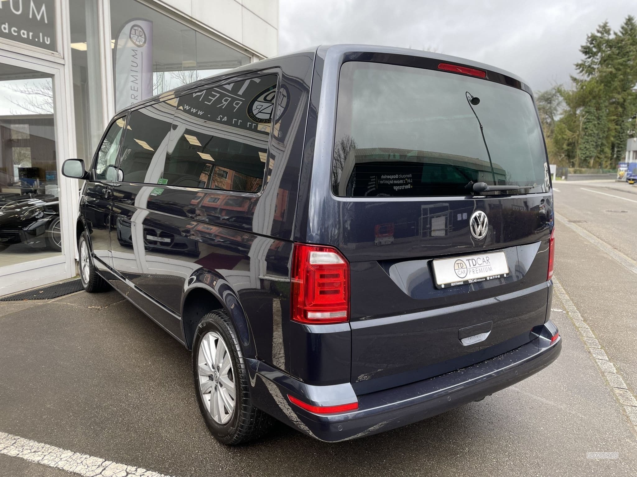 VW Caravelle 2.0 Tdi 204 Comfortline DSG 8 Places (2018) - Foto 12