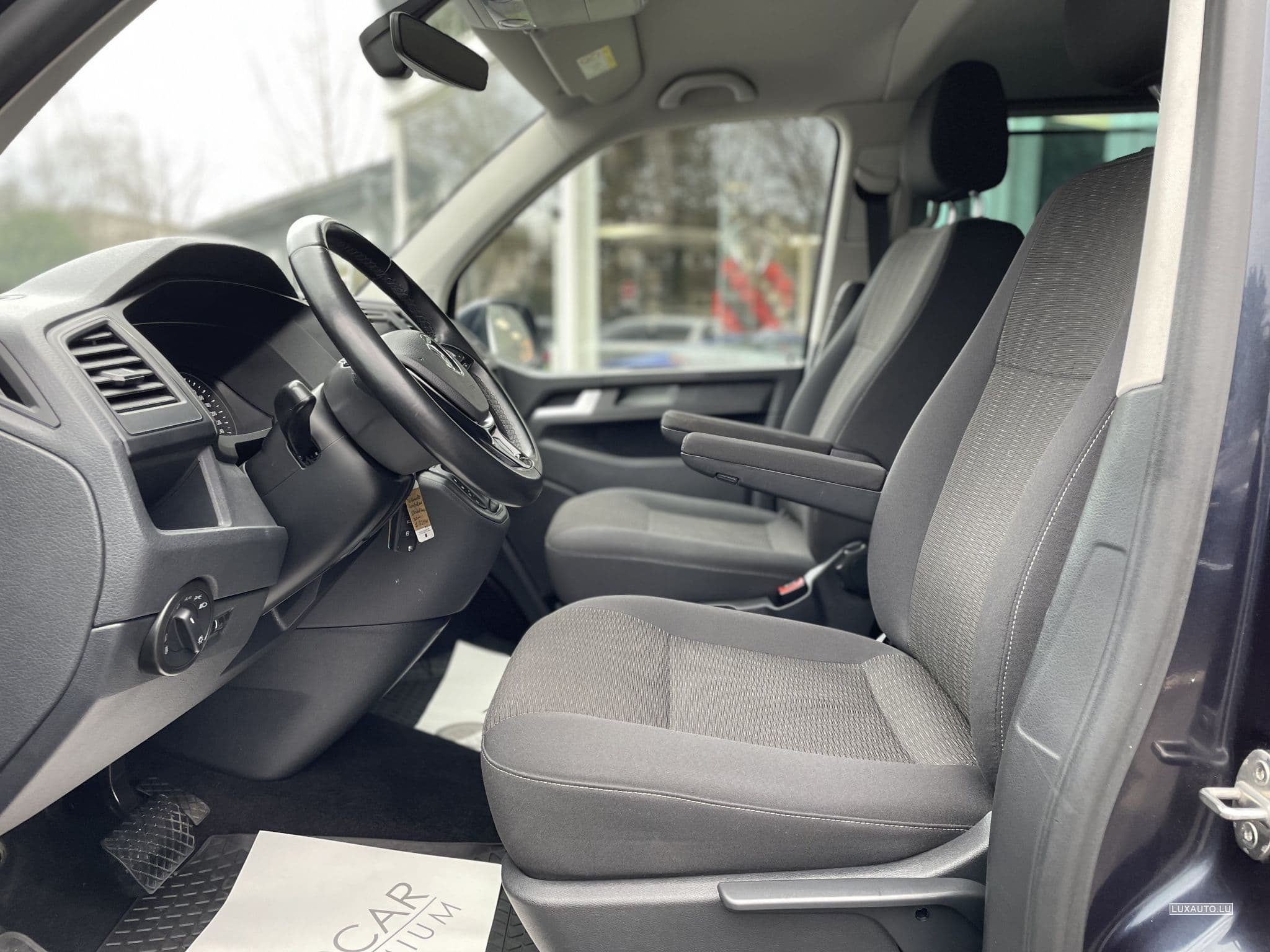 VW Caravelle 2.0 Tdi 204 Comfortline DSG 8 Places (2018) - Foto 9