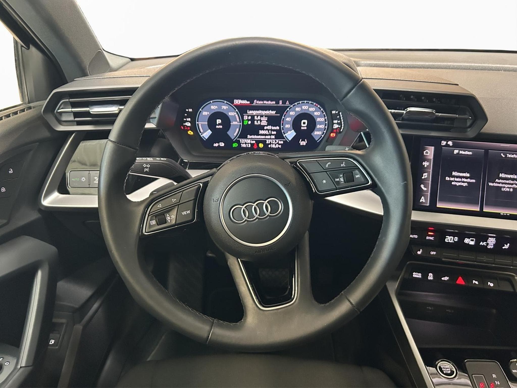 Audi A3 40 TFSIe Sportback S tronic (2024) - Photo 12