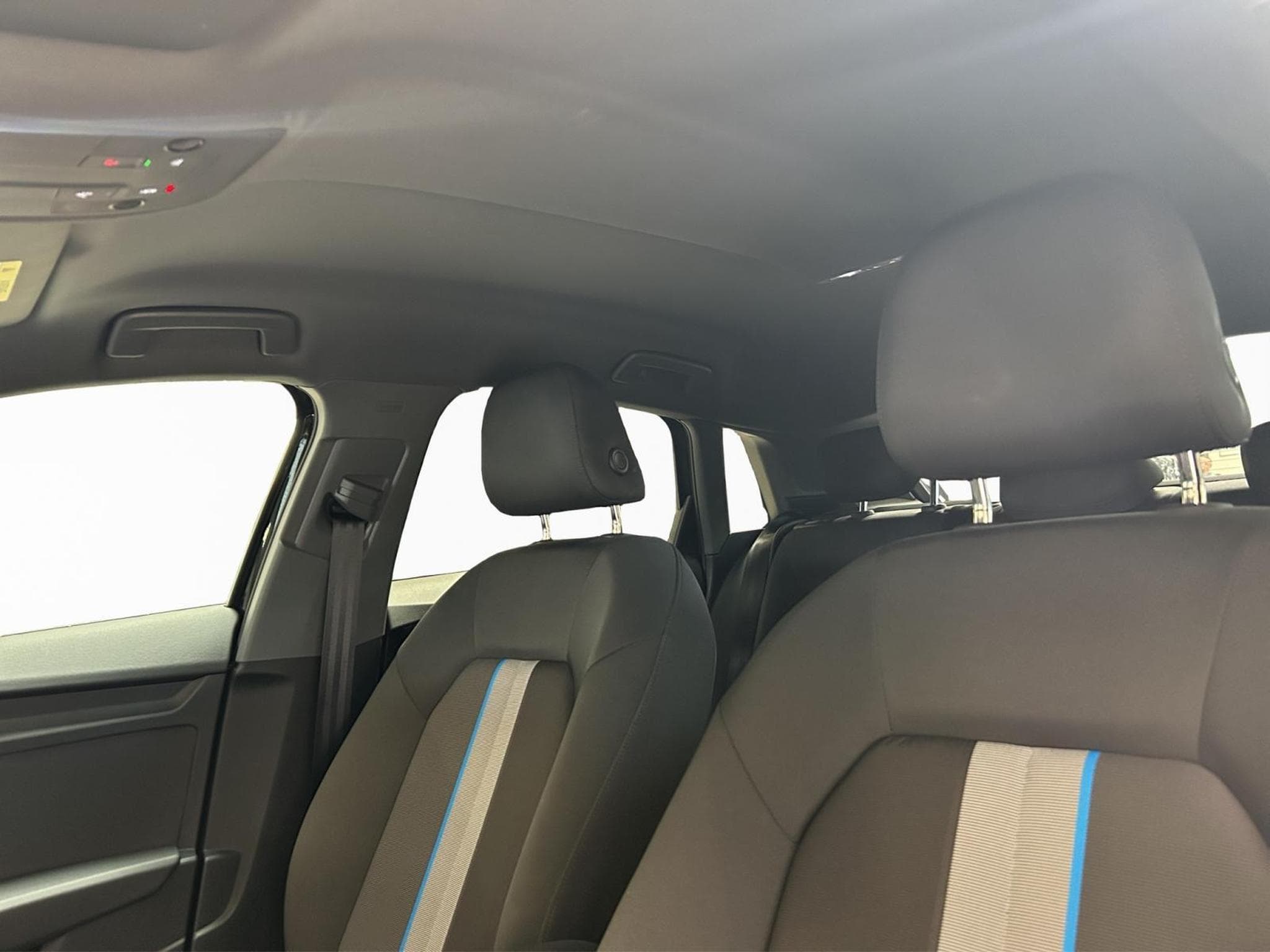 Audi A3 40 TFSIe Sportback S tronic (2024) - Photo 17