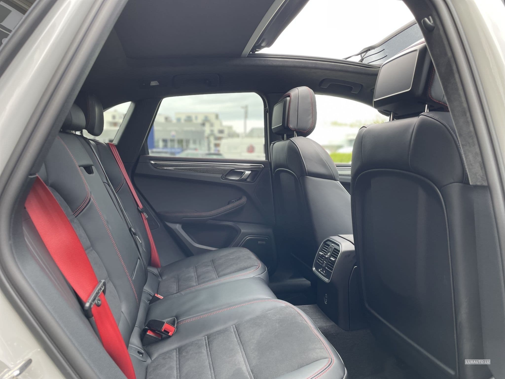 Porsche Macan 2.9 GTS PDK Toit Ouvrant (2024) - Photo 5