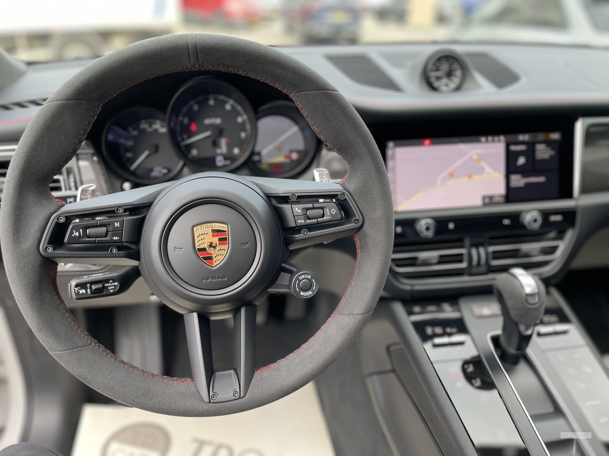 Porsche Macan 2.9 GTS PDK Toit Ouvrant (2024) - Photo 8