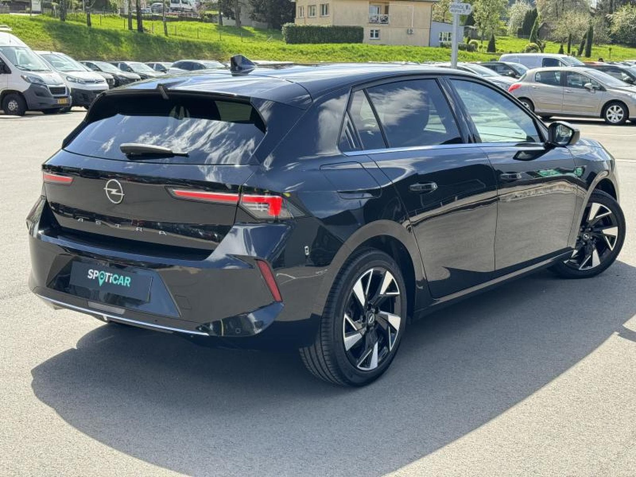 Opel Astra L Elegance (2022) - Foto 4