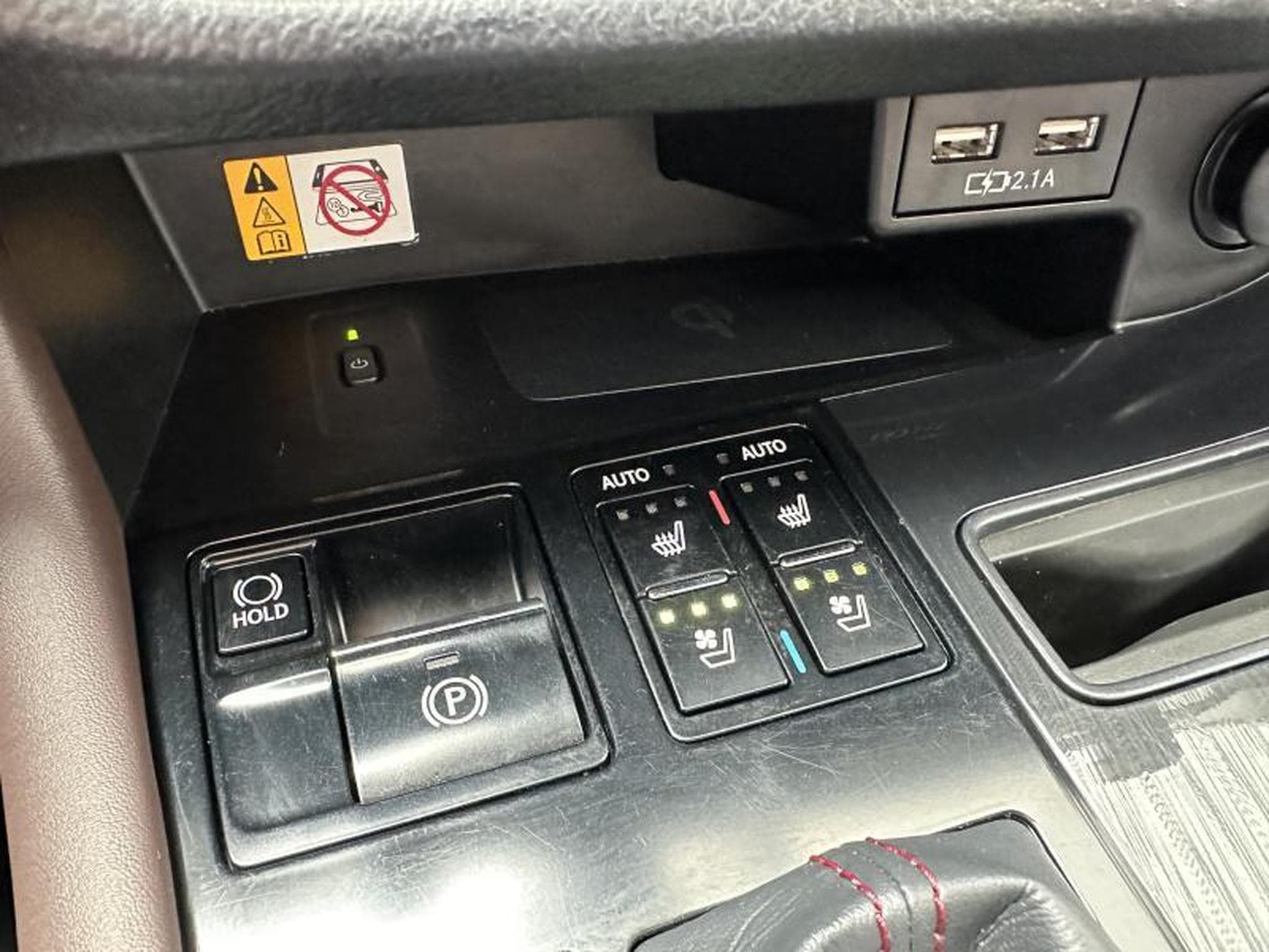 Lexus RX Executive Line (2022) - Photo 15