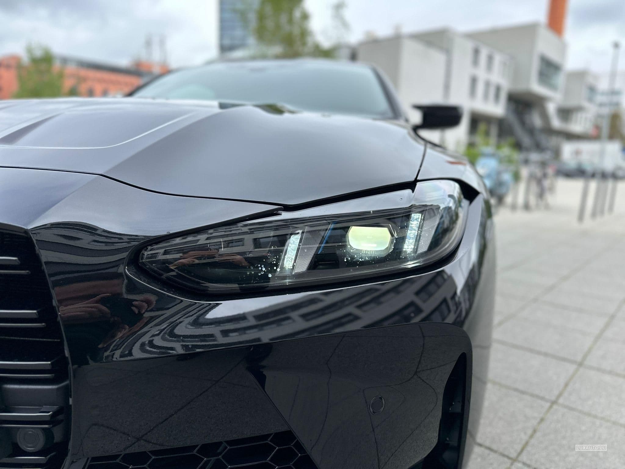 BMW M4 Competition Coupe mit M xDrive FACELIFT 2024 (2024) - Foto 10