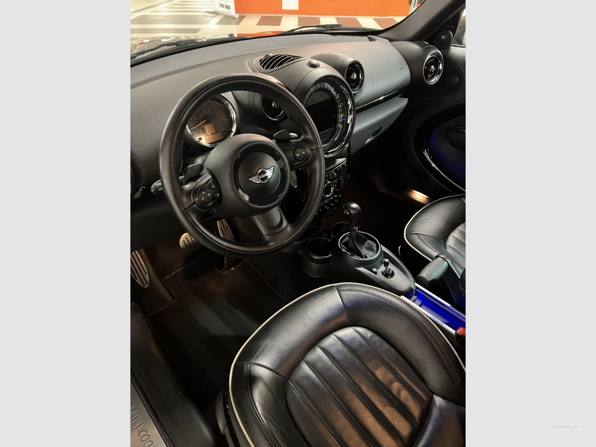 Mini Countryman COOPER SD 190 ALL4 (2016) - Foto 4