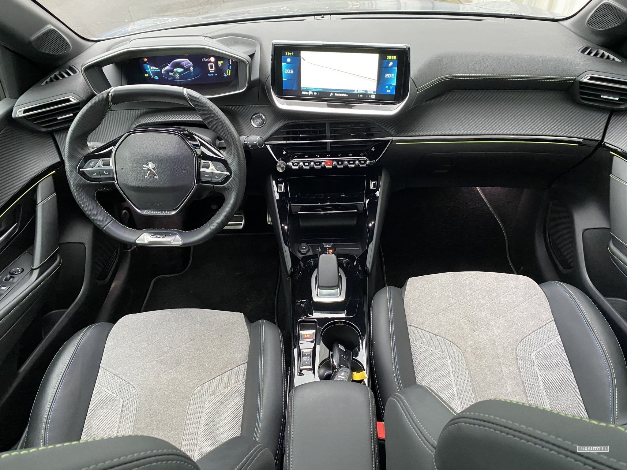 Peugeot 208 E208 GT (2021) - Photo 3
