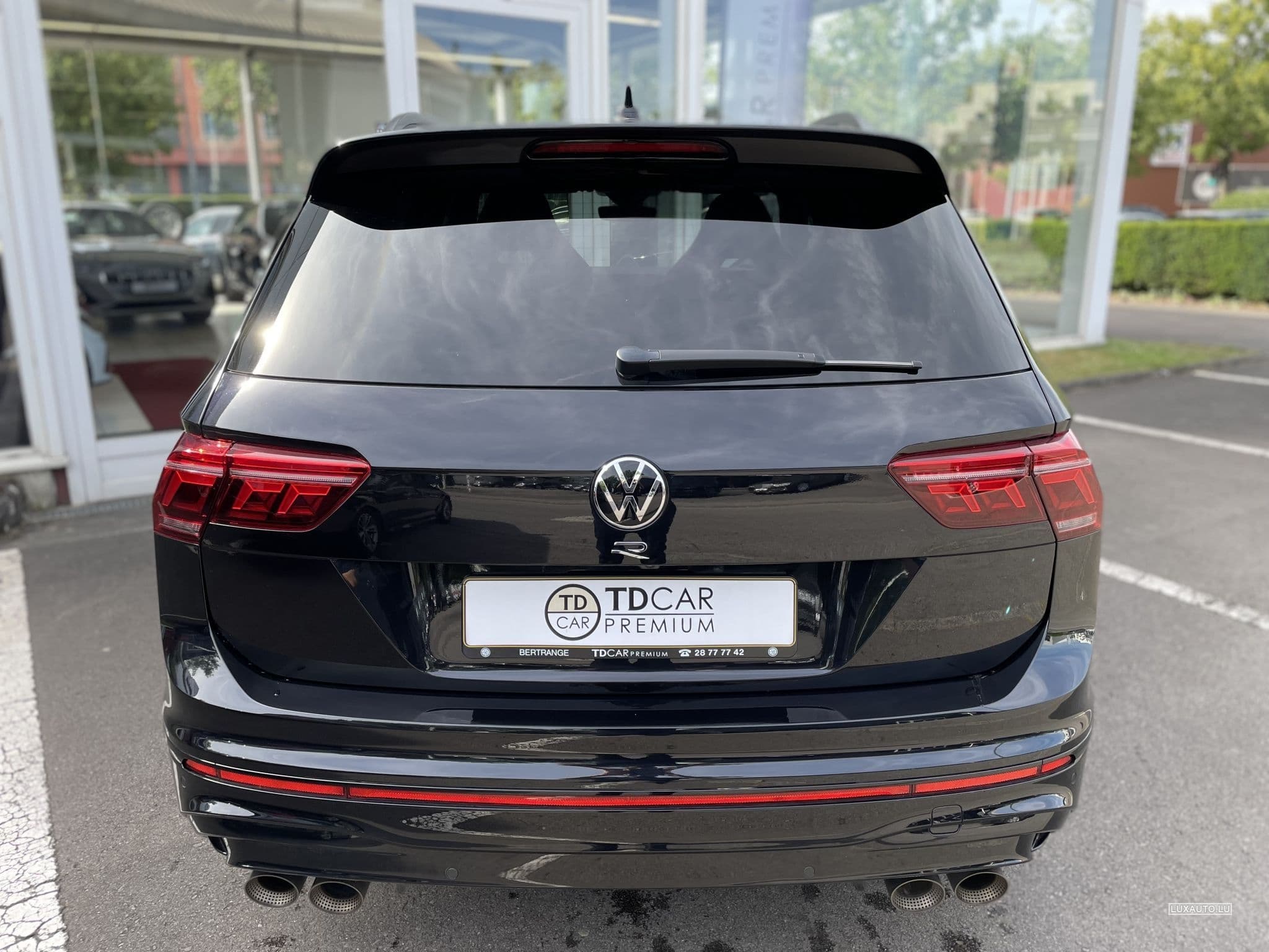 VW Tiguan 2.0 R 4Motion DSG7 Akrapovic (2021) - Photo 14