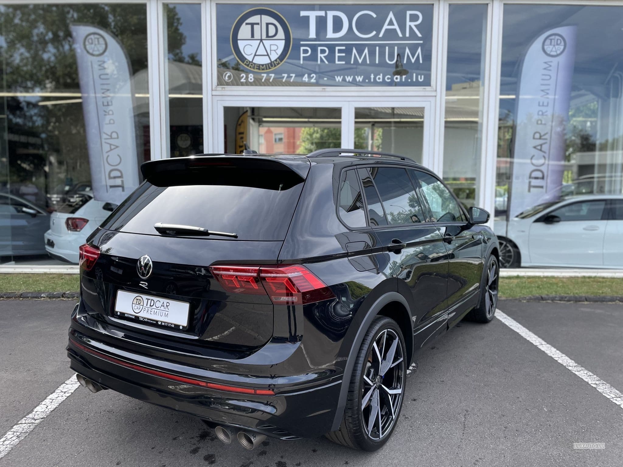 VW Tiguan 2.0 R 4Motion DSG7 Akrapovic (2021) - Photo 15