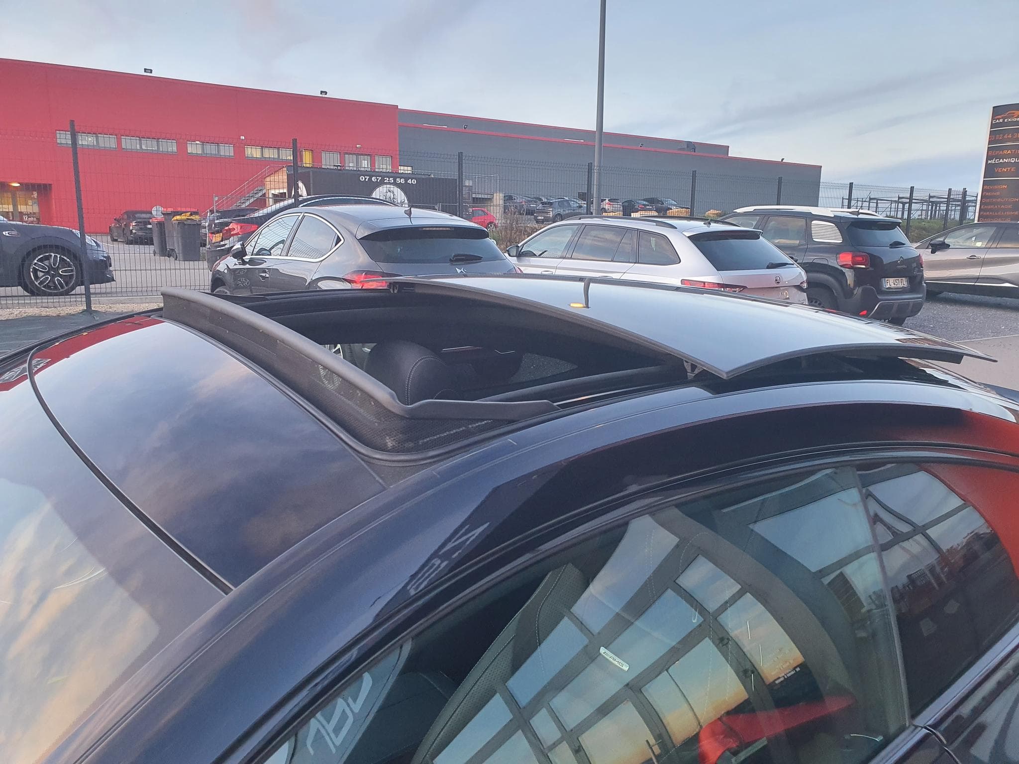 Mercedes C 63 AMG coupé C205, 476ch, 4.0 V8 bi-turbo, full black, speedshift 7 (2017) - Foto 7