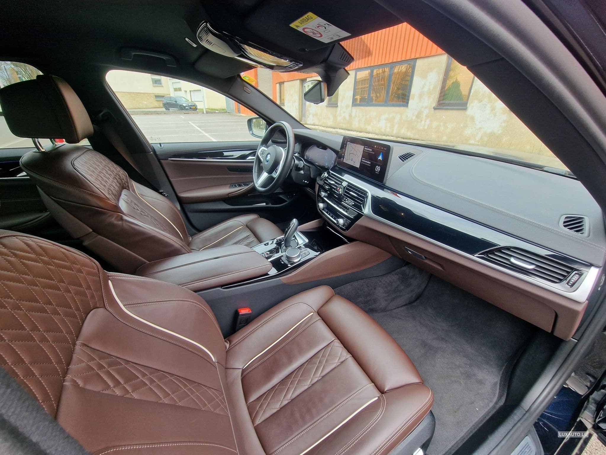 BMW 530 Sports M package (2022) - Photo 6