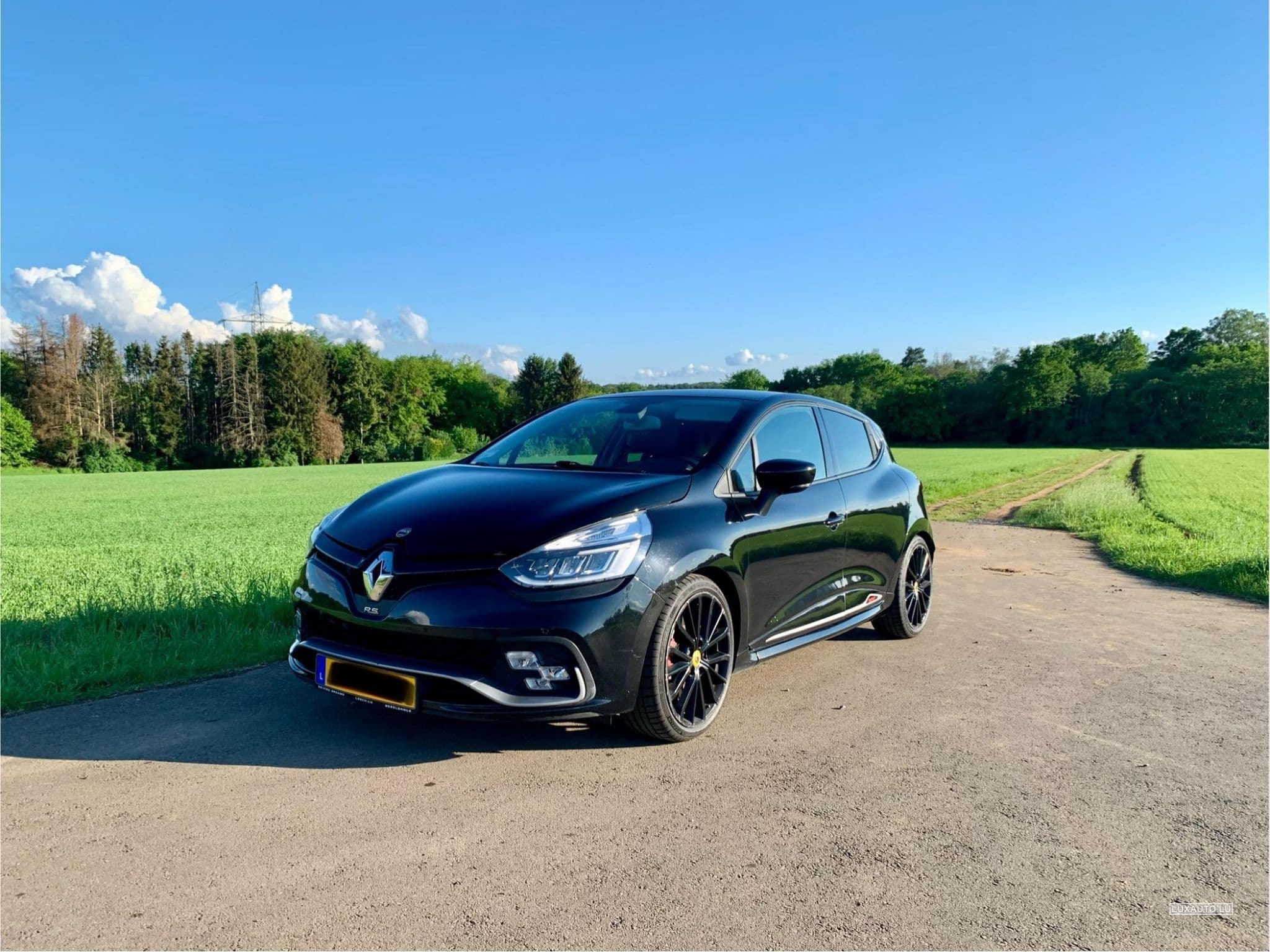 Renault Clio RS TROPHY PHASE 2 (2018) - Photo 1