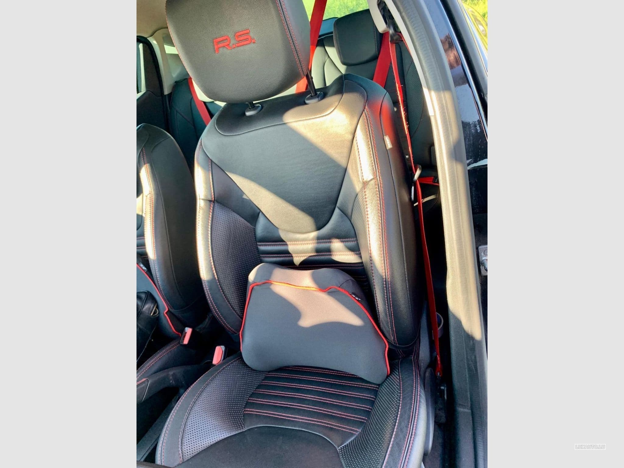 Renault Clio RS TROPHY PHASE 2 (2018) - Photo 10