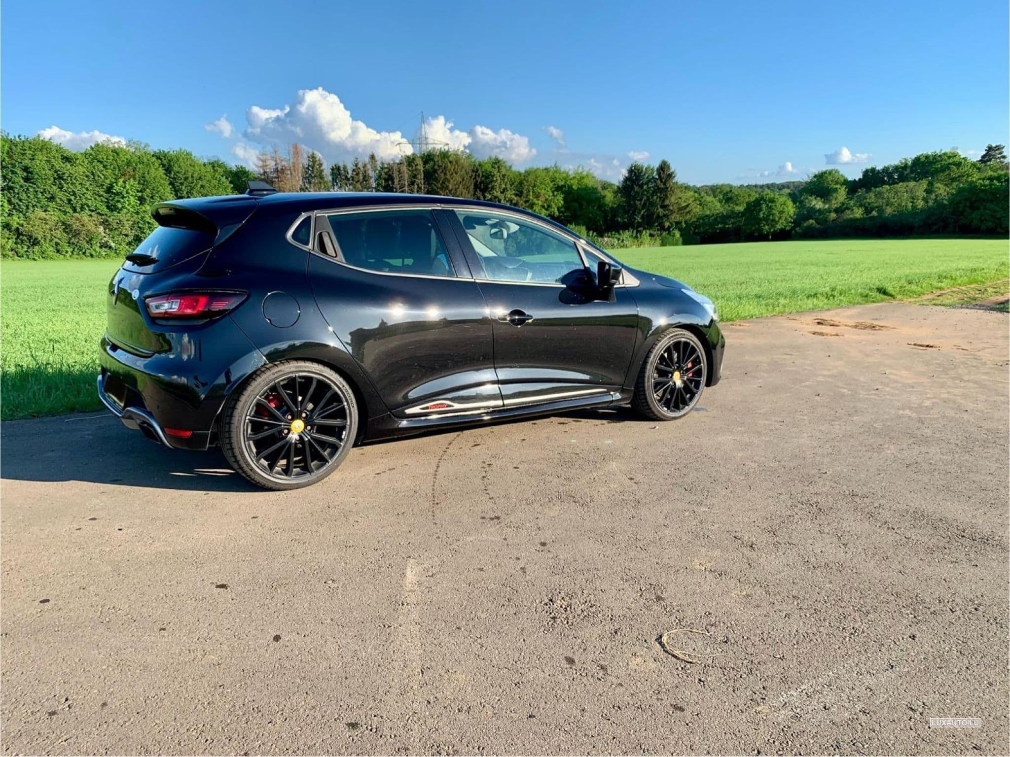 Renault Clio RS TROPHY PHASE 2 (2018) - Photo 6