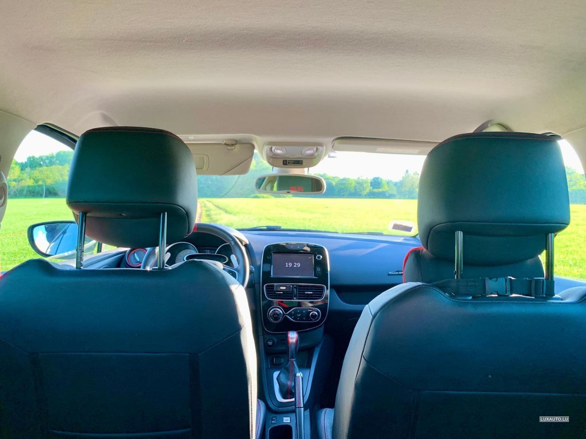 Renault Clio RS TROPHY PHASE 2 (2018) - Photo 8