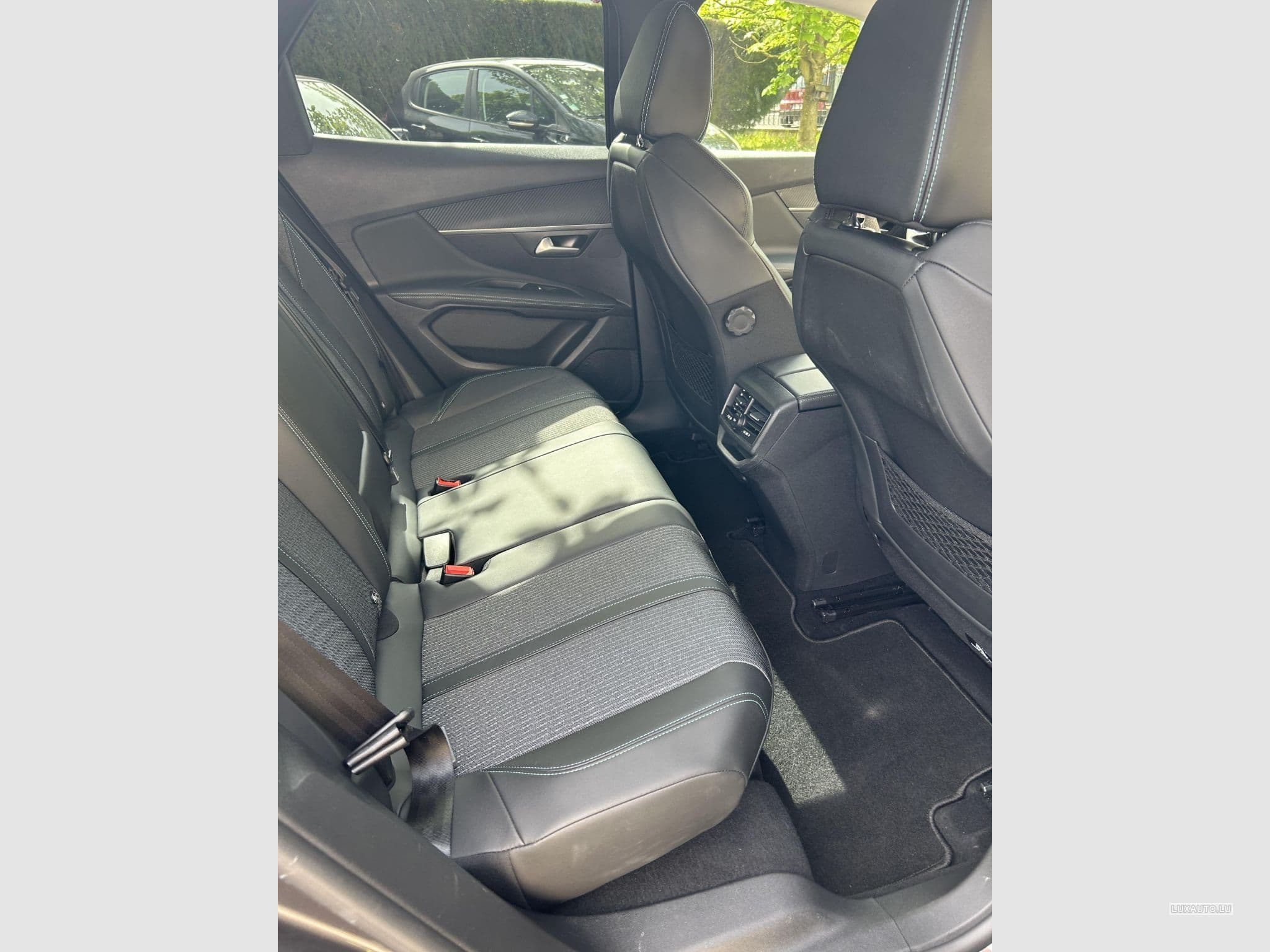 Peugeot 3008 1.5 BlueHDi 130ch S&S Allure Pack EAT8 (2021) - Foto 1