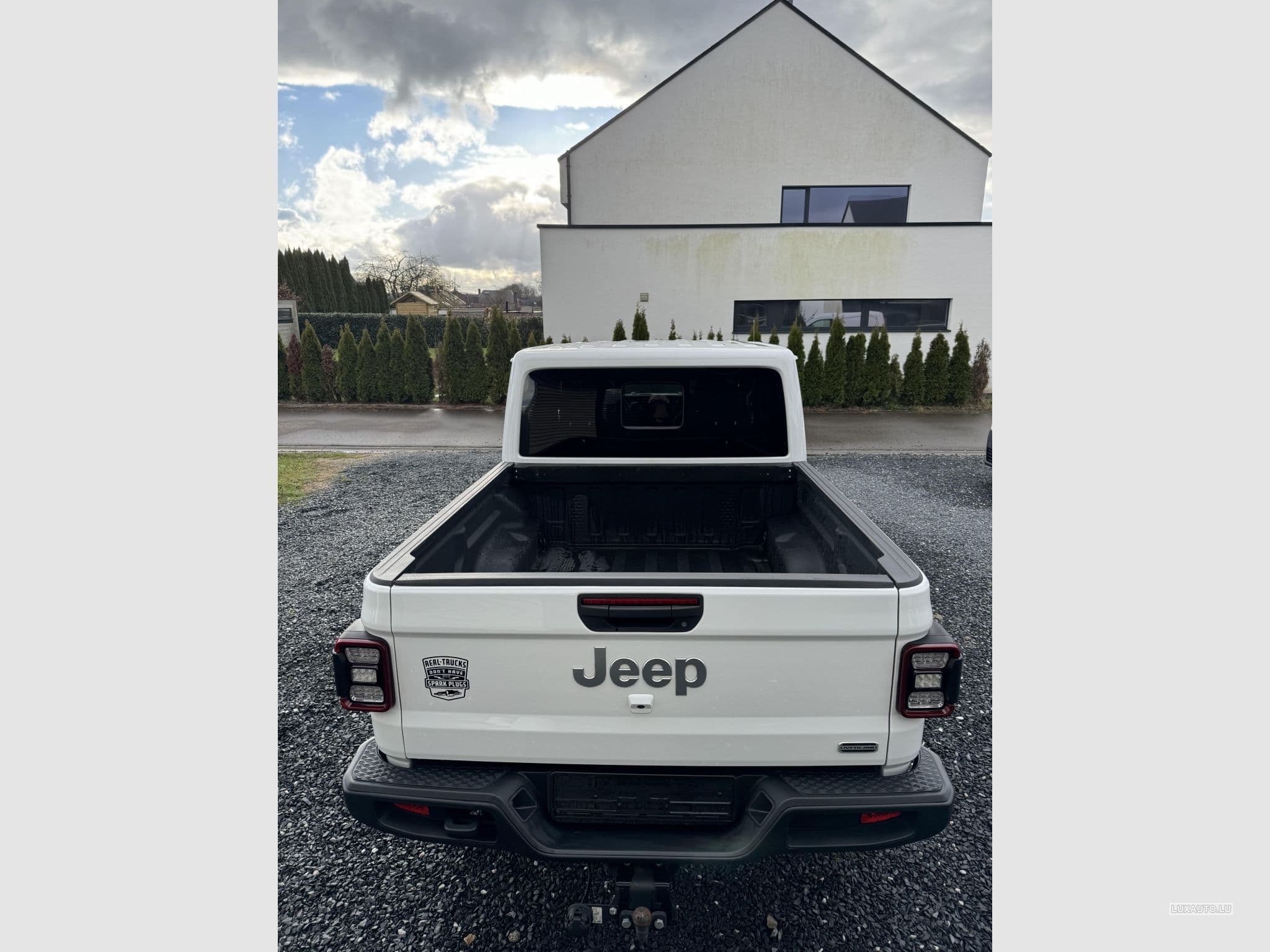 Jeep Gladiator Overland (2022) - Photo 5