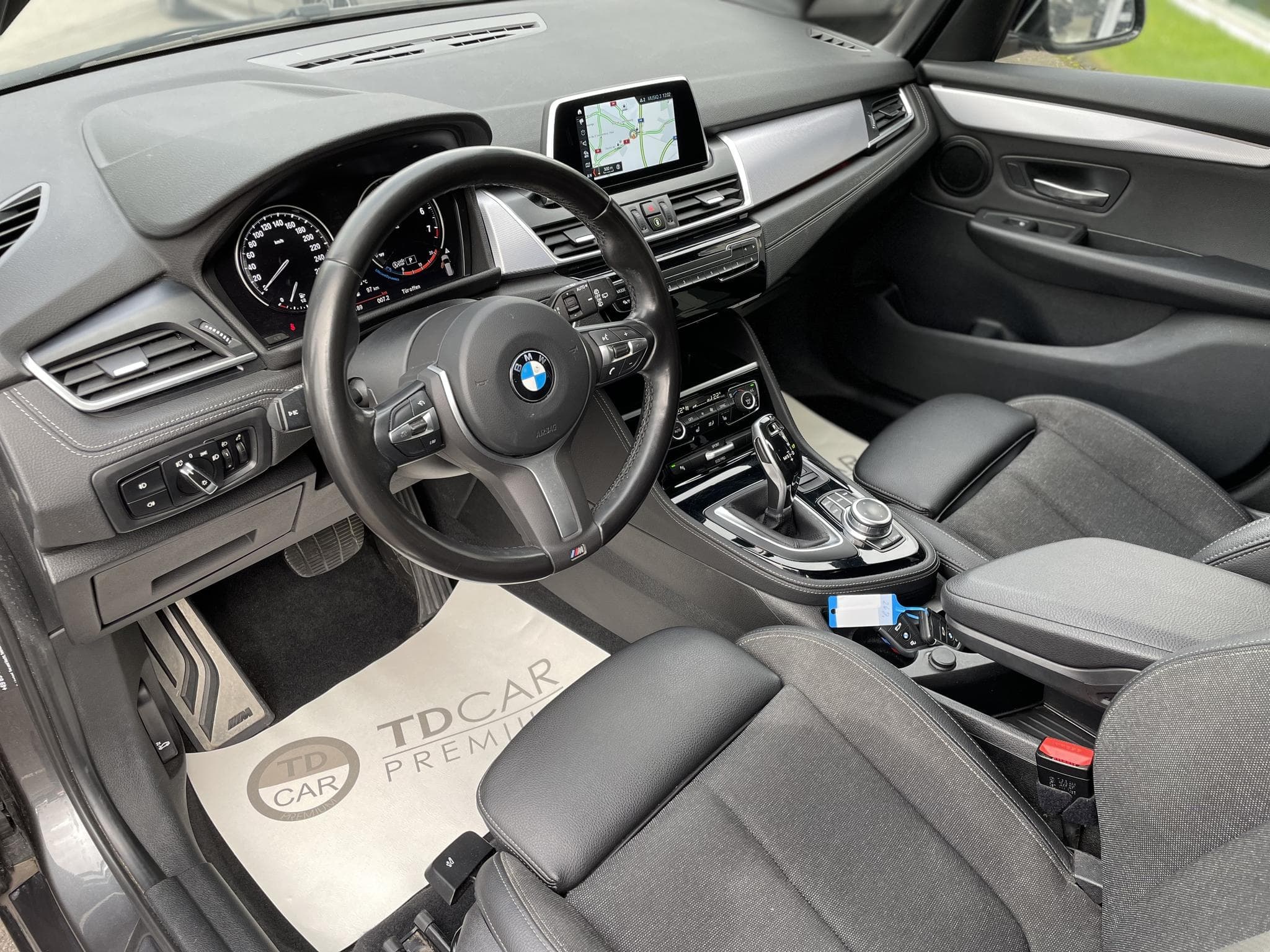BMW 218 i Gran Tourer M Sport Auto (2021) - Foto 6