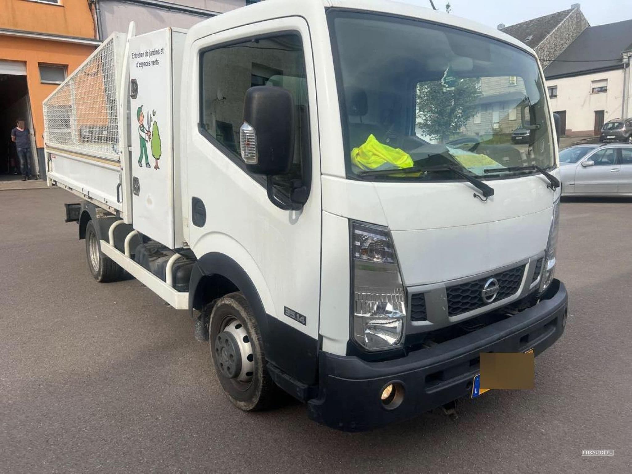 Nissan Cabstar camionette ISD5RT VERSION 6M1M2NXW  NT 400CABSTAR (2017) - Photo 2